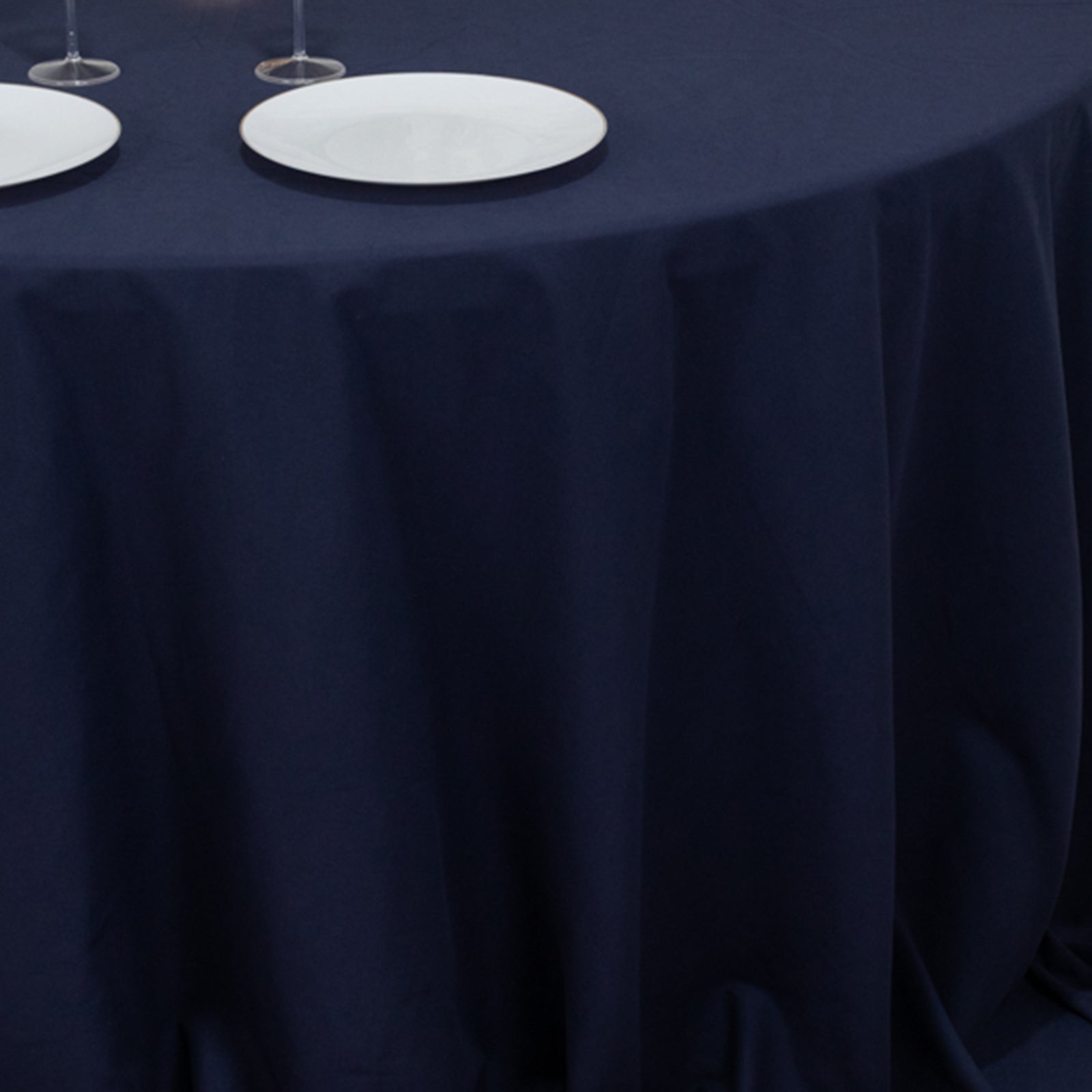 Navy Blue 132" Seamless Wrinkle - Resistant Cotton Blend Round Tablecloth - Ideal for Events