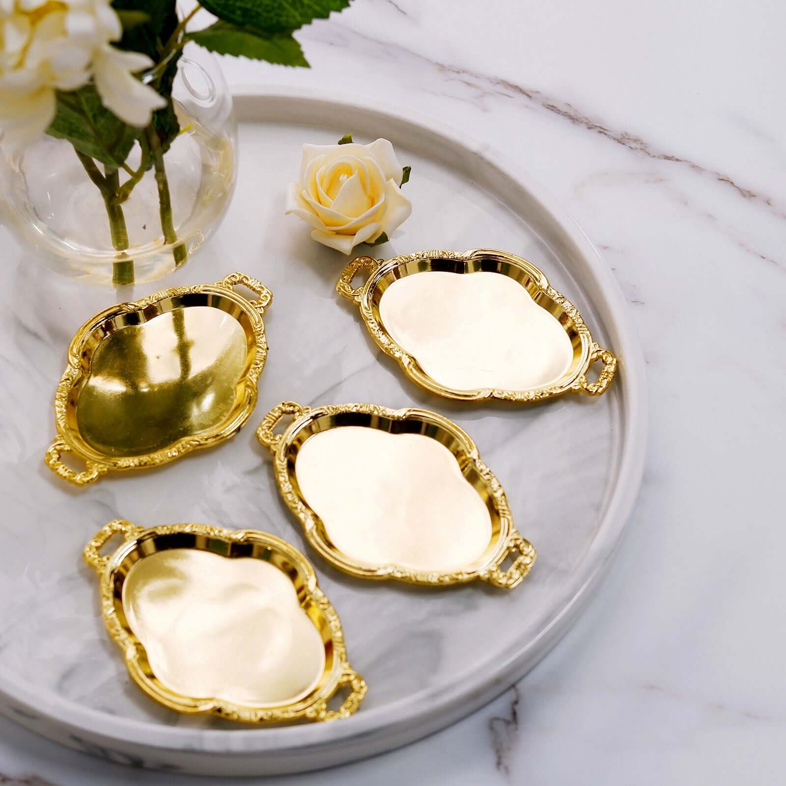 Hot Sale! 12-Pack Gold Plastic Mini Oval Display Trays for Sweets and Party Favors
