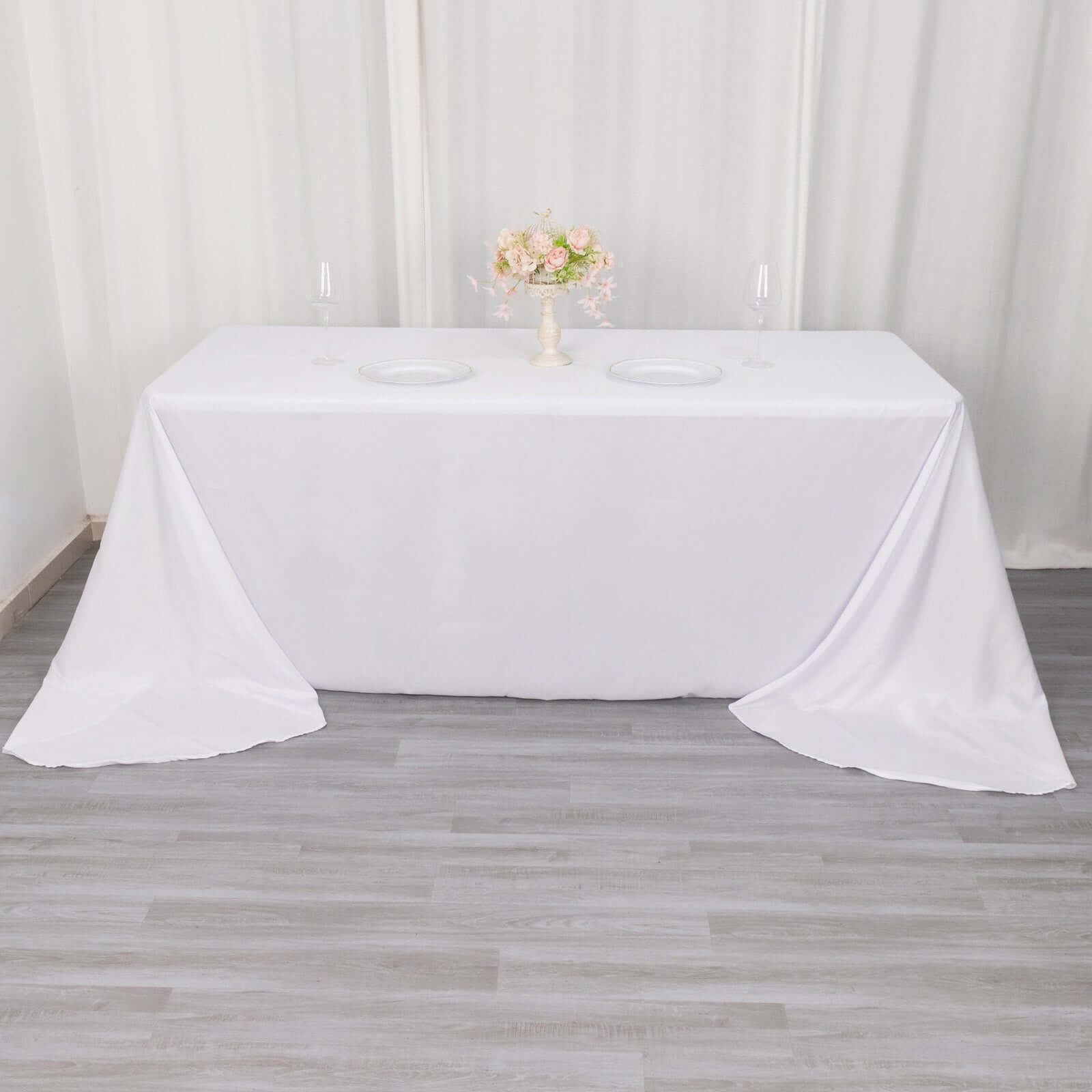 White 90x156 Polyester Rectangle Tablecloth with Rounded Corners for Elegant Events