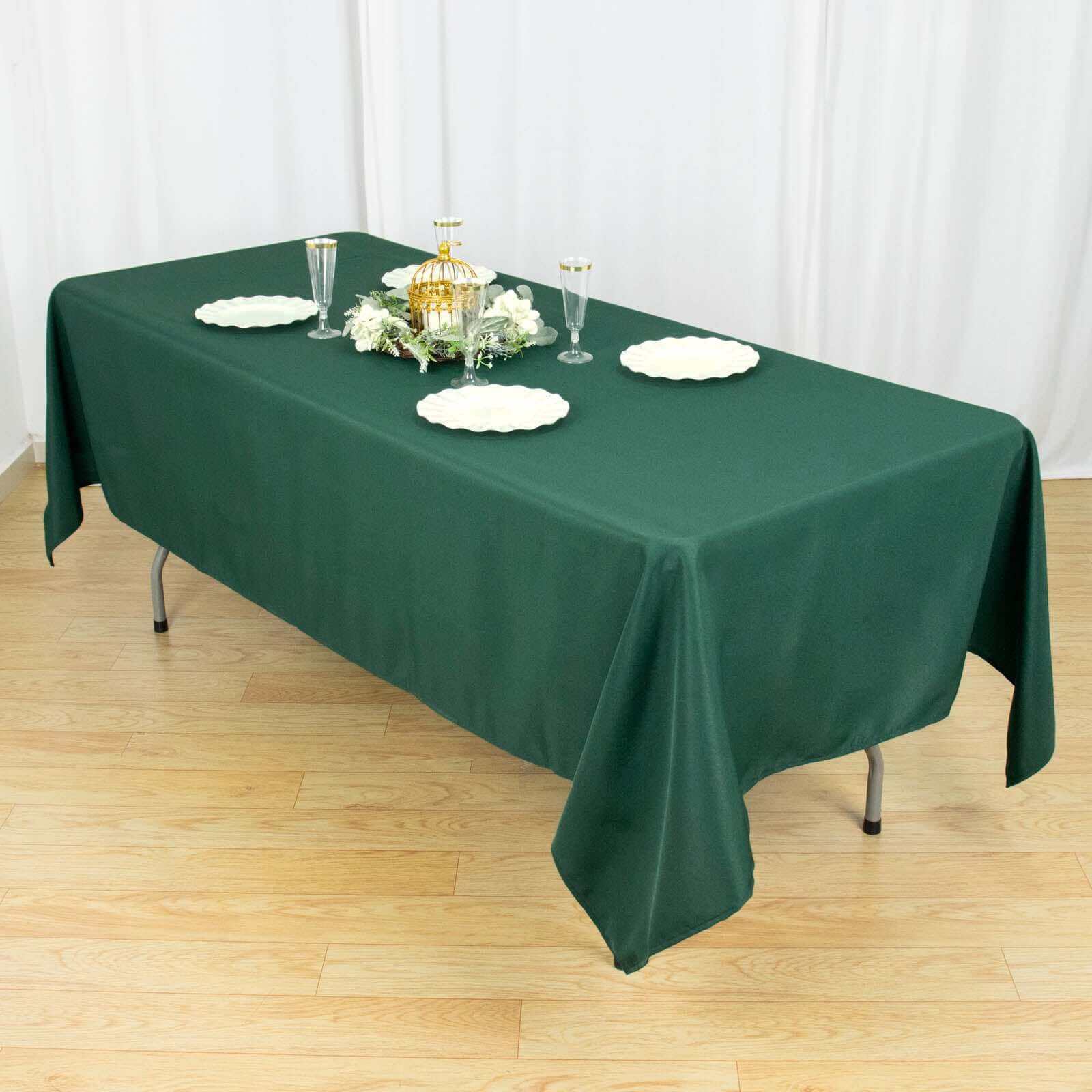 Hunter Emerald Green 60x102 Premium Polyester Tablecloth - Durable & Wrinkle-Resistant