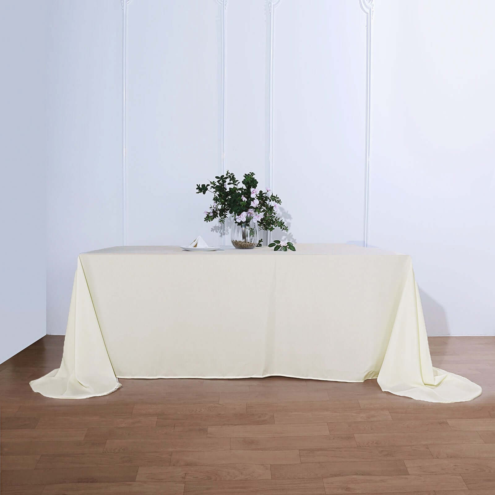 Ivory Polyester 90x156 Rectangle Tablecloth with Rounded Corners - Perfect for Events!