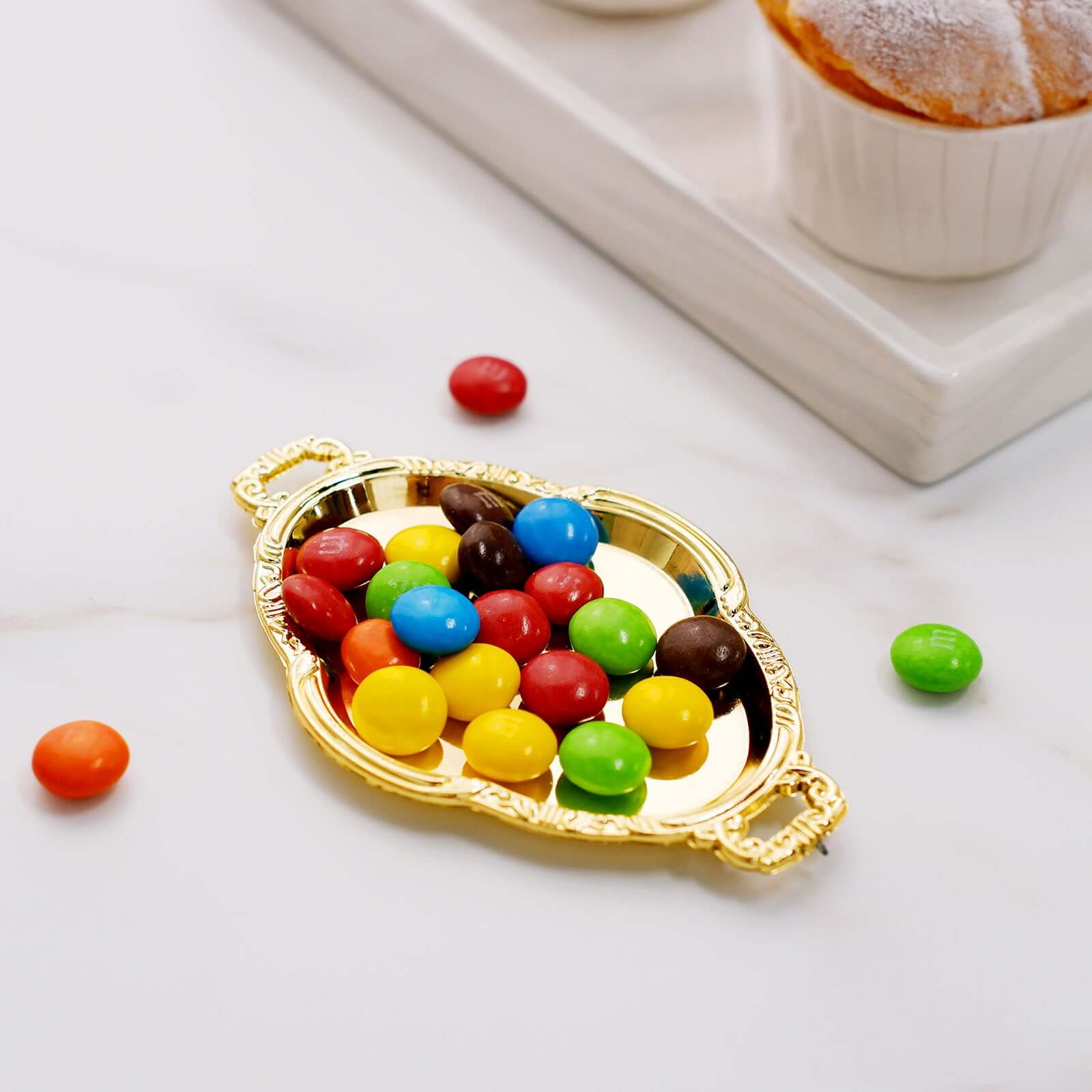 Hot Sale! 12-Pack Gold Plastic Mini Oval Display Trays for Sweets and Party Favors
