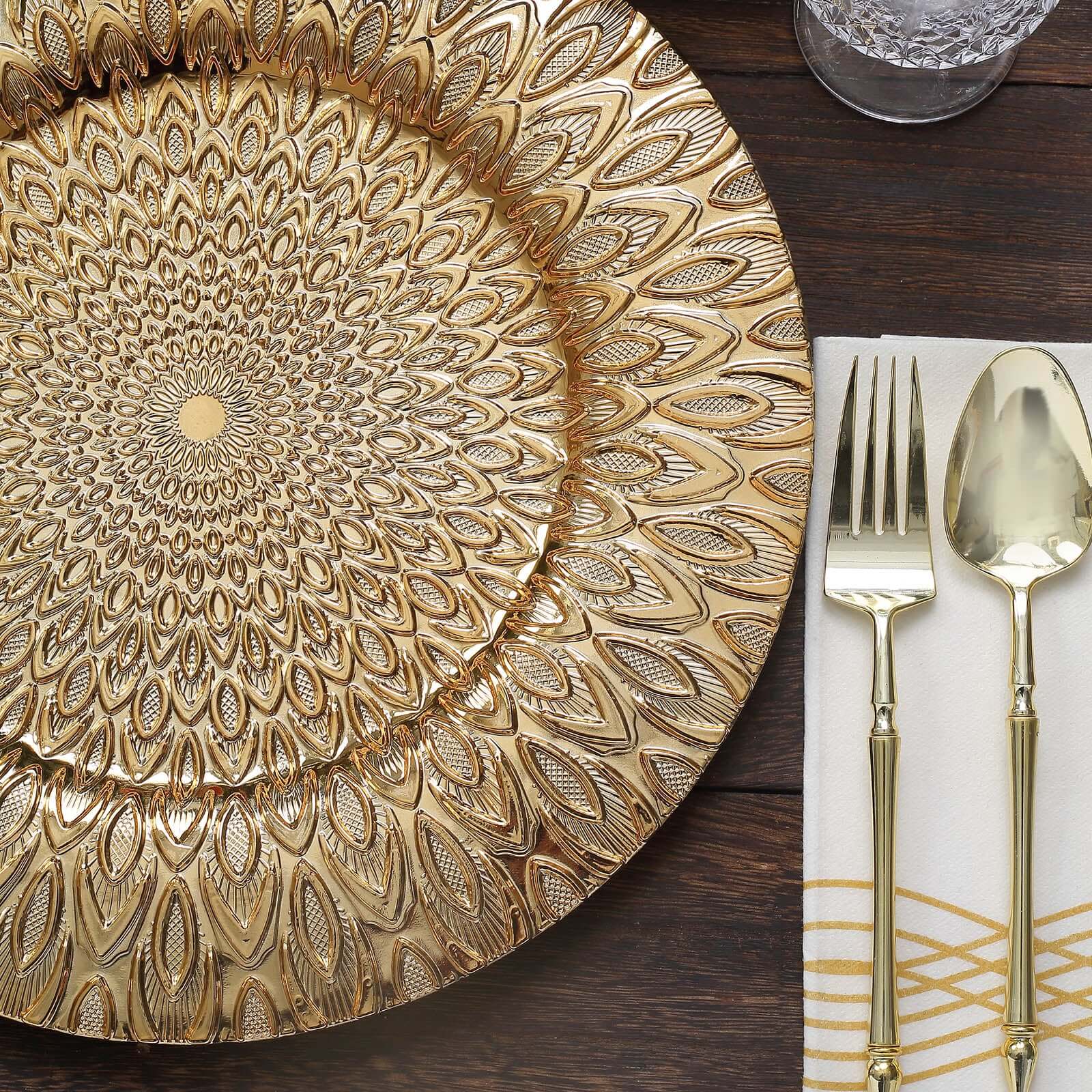 Hot Sale! 6-Piece Set of 13-Inch Gold Plastic Charger Plates with Embossed Peacock Design