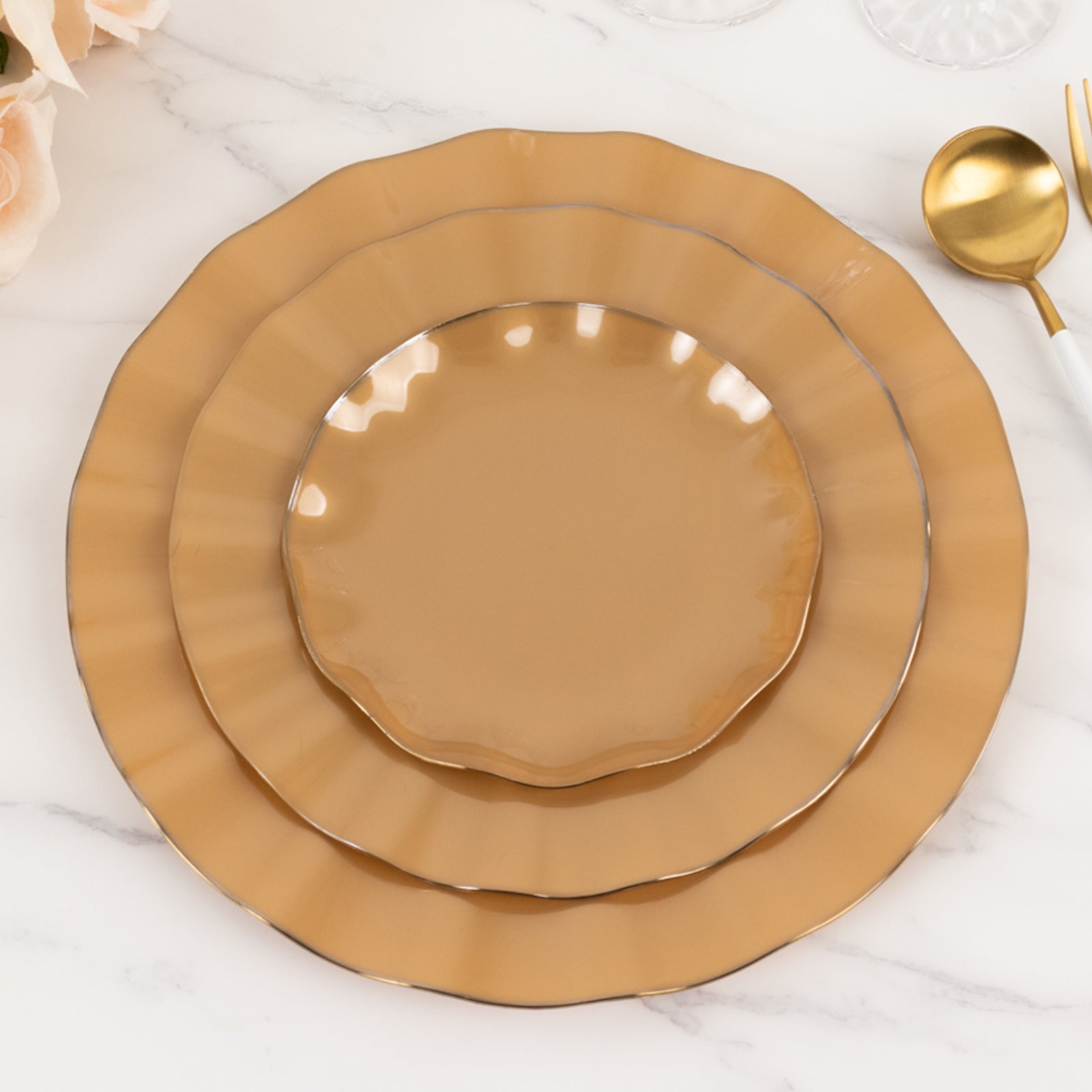 10-Pack Gold Plastic Round Dinner Plates with Ruffled Rim - Ideal for Classy Events