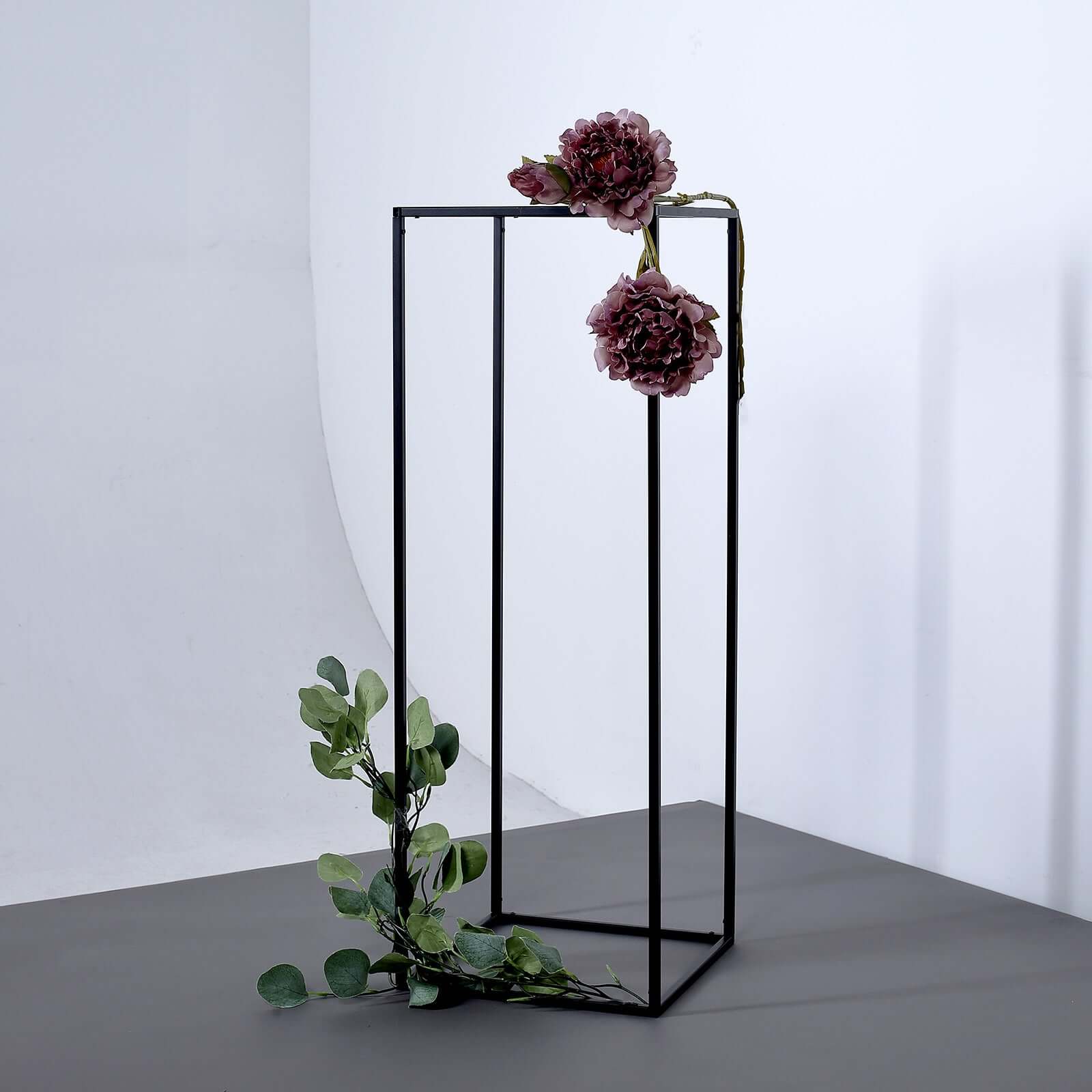 2-Pack Matte Black Iron Wedding Flower Stand, Rectangular Geometric Column Frame, 32
