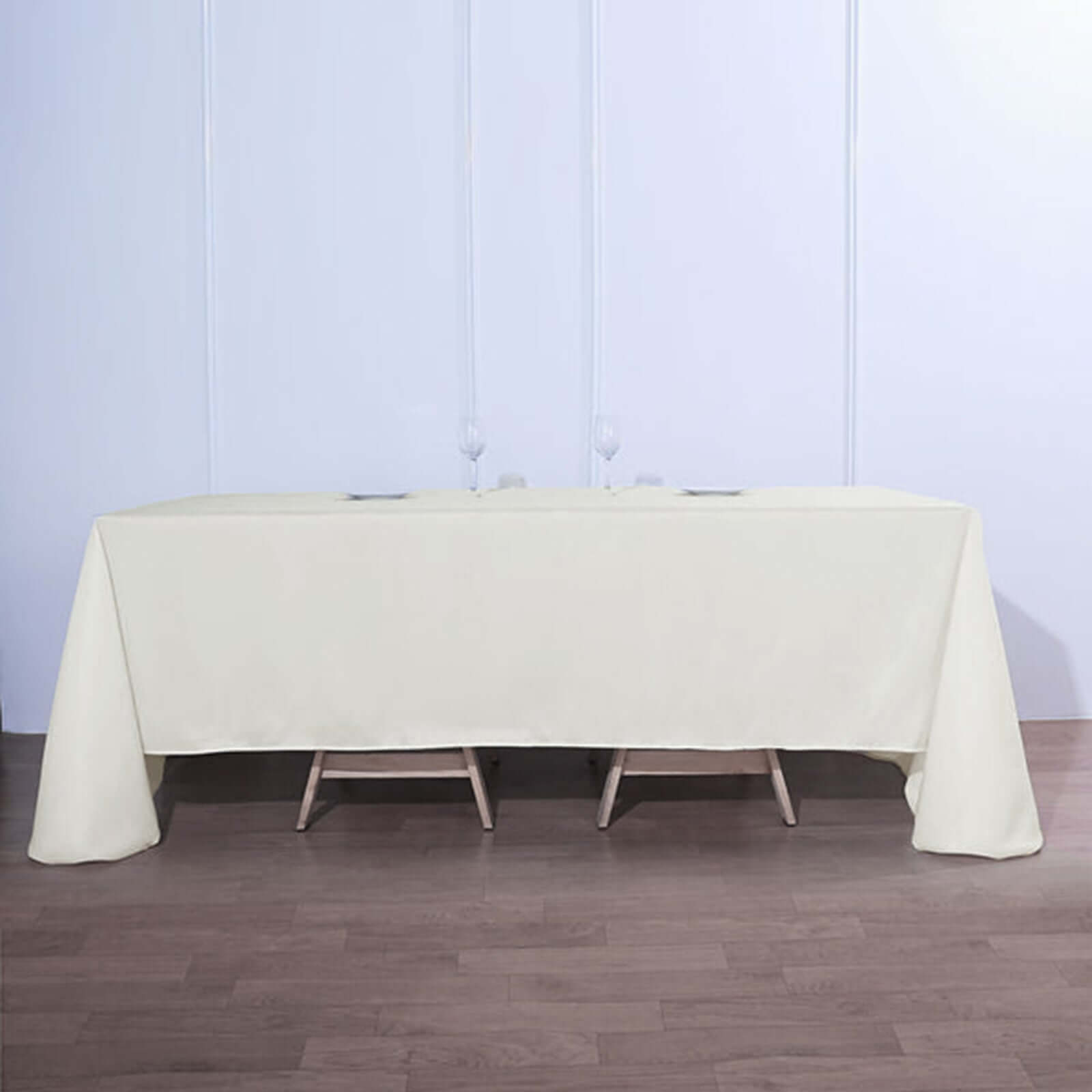 Ivory Seamless Wrinkle-Resistant 90x132 Polyester Rectangle Tablecloth