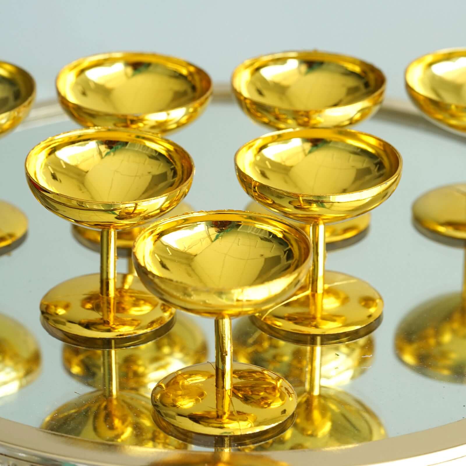 12-Pack Gold Plastic Dessert Cups - Ideal for Treats