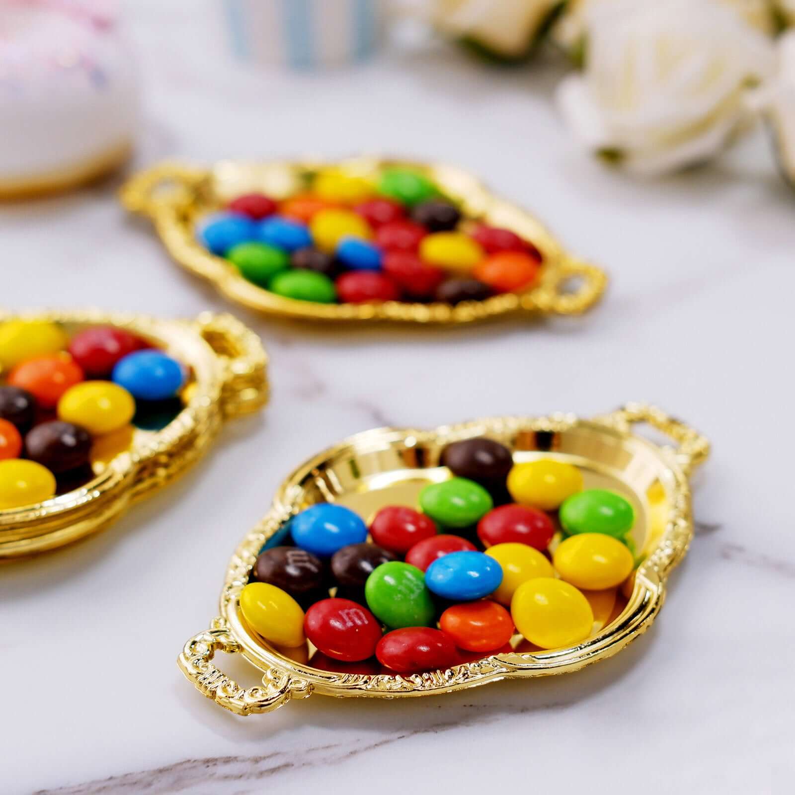 Hot Sale! 12-Pack Gold Plastic Mini Oval Display Trays for Sweets and Party Favors