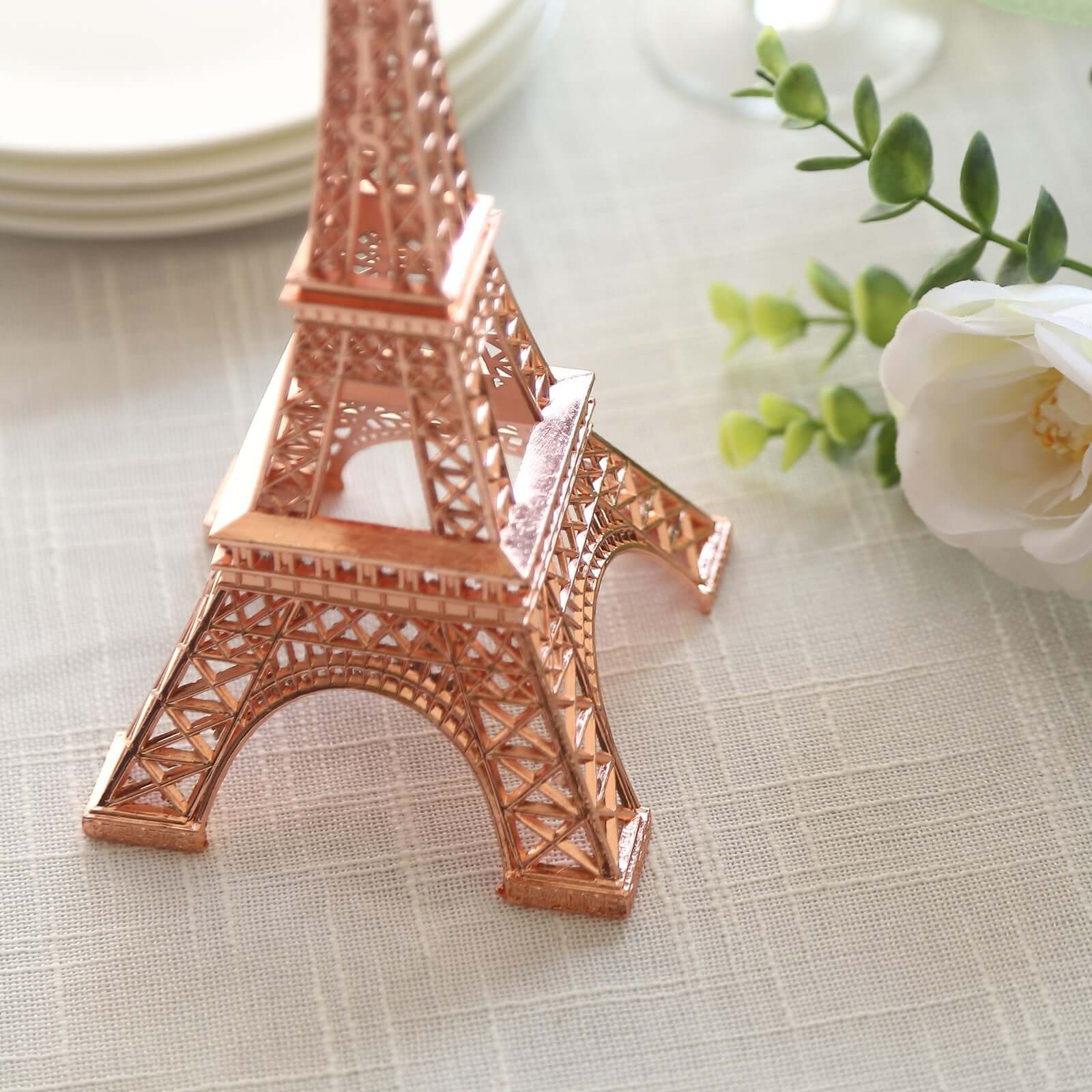 Hot Sale! Stylish Metal Rose Gold Eiffel Tower Table Centerpiece for Party Cake Toppers