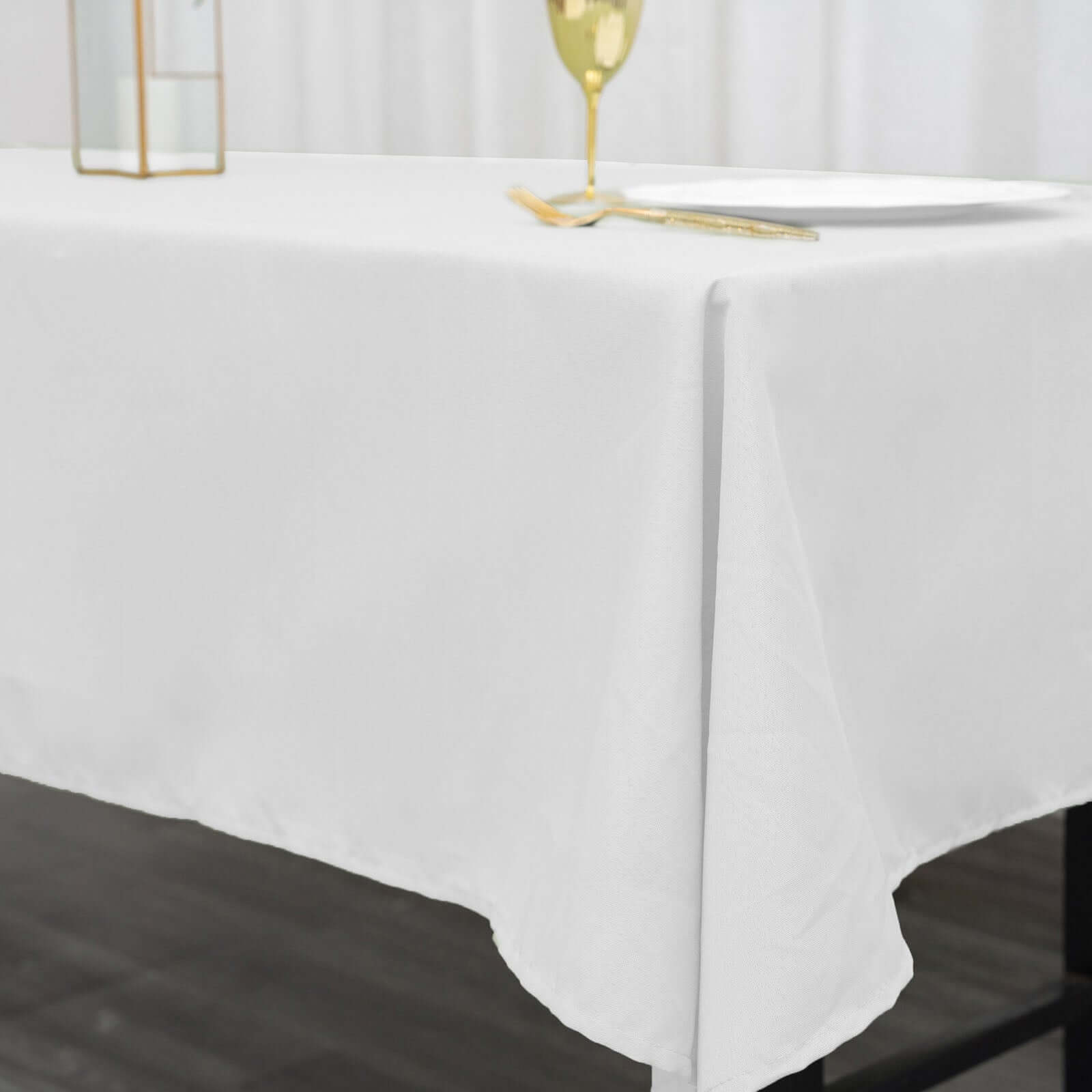 Durable and Stylish White Polyester 60x102 Rectangle Tablecloth for Special Occasions