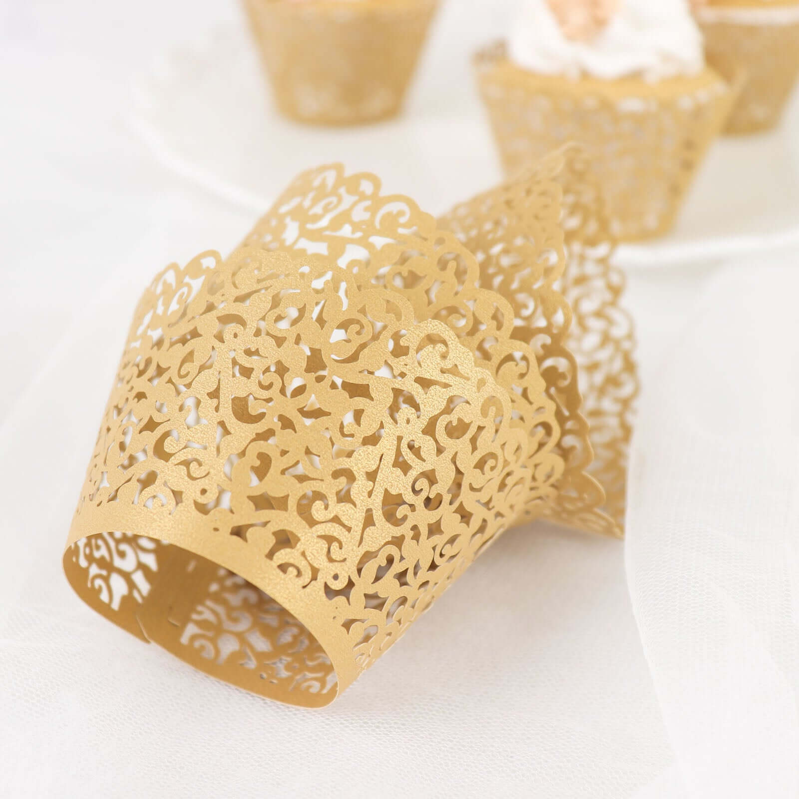 25-Piece Gold Lace Laser-Cut Paper Cupcake Wrappers for Event Baking