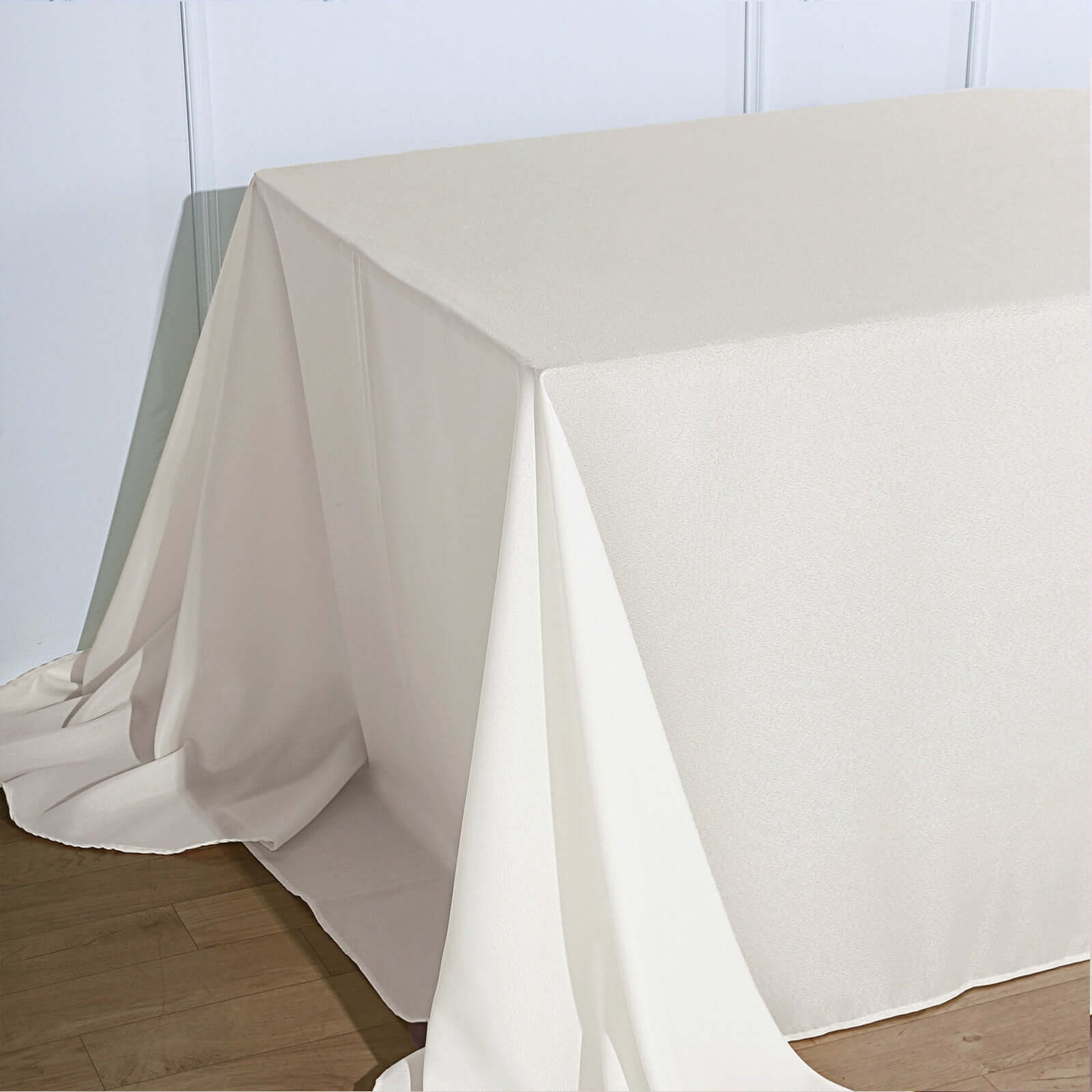 Ivory Polyester 90x156 Rectangle Tablecloth with Rounded Corners - Perfect for Events!