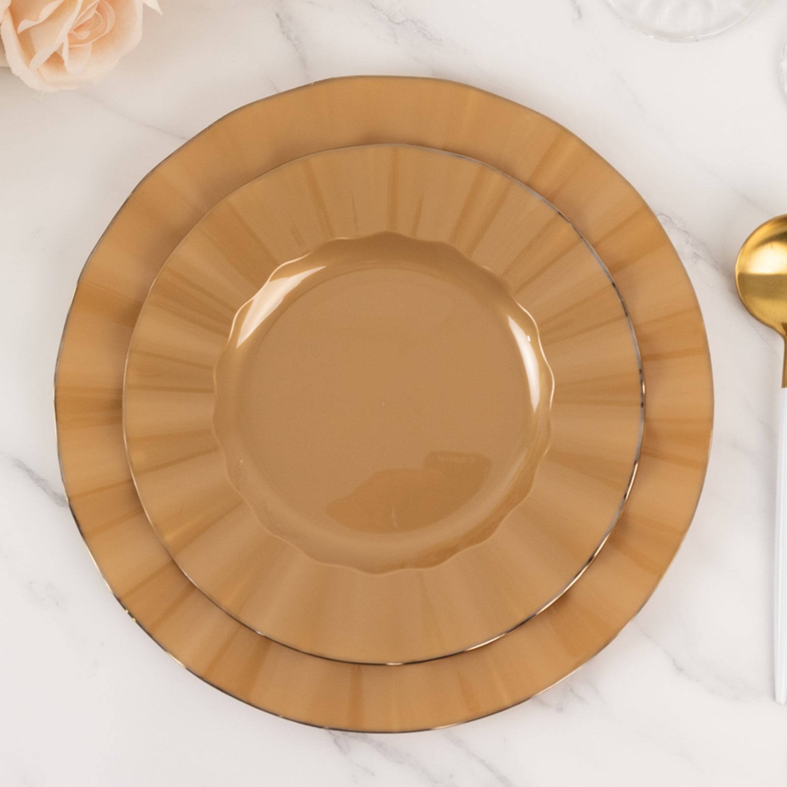 10-Pack Gold Plastic Round Dinner Plates with Ruffled Rim - Ideal for Classy Events