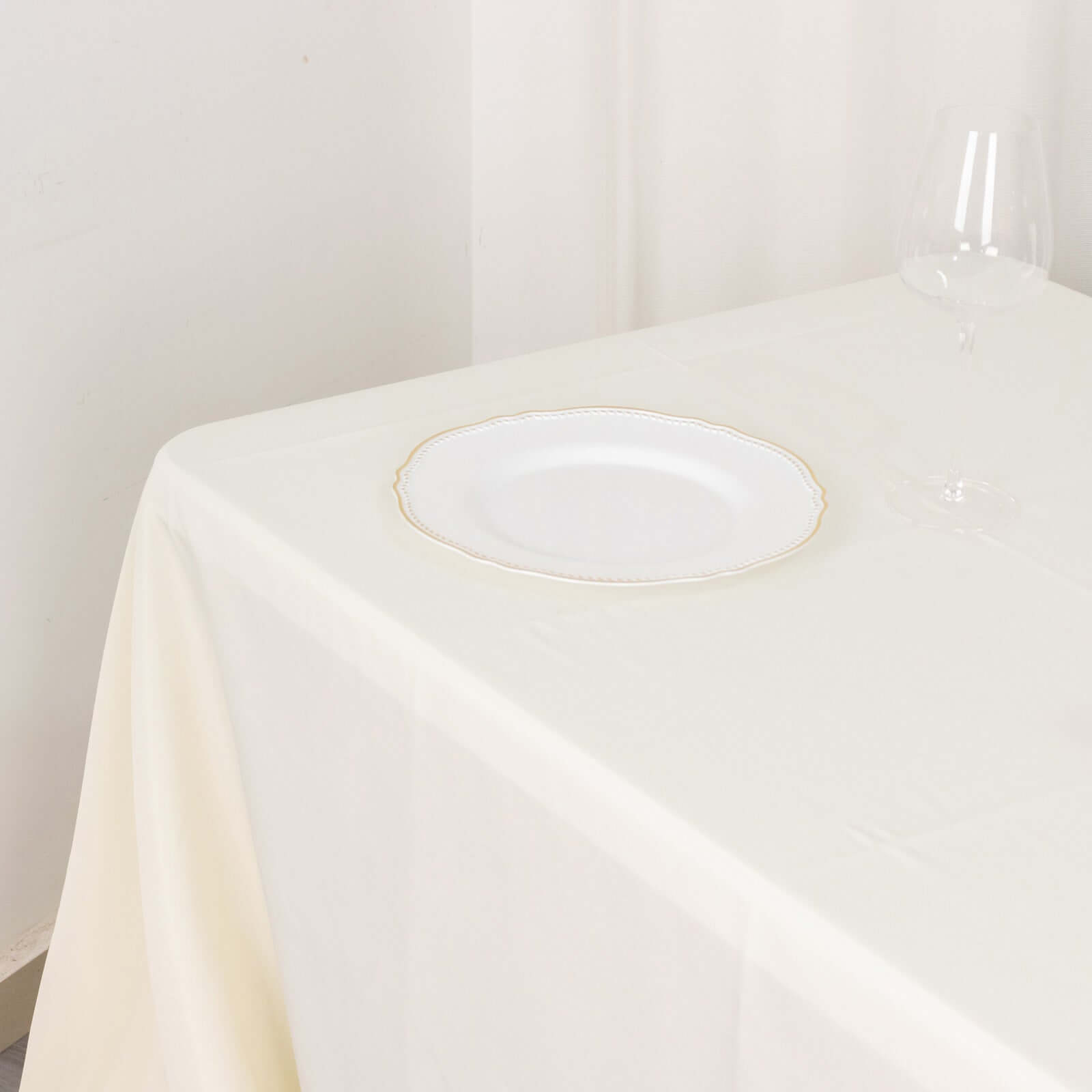 Hot Sale! Ivory Polyester Rectangle Tablecloth with Rounded Corners, 90x132