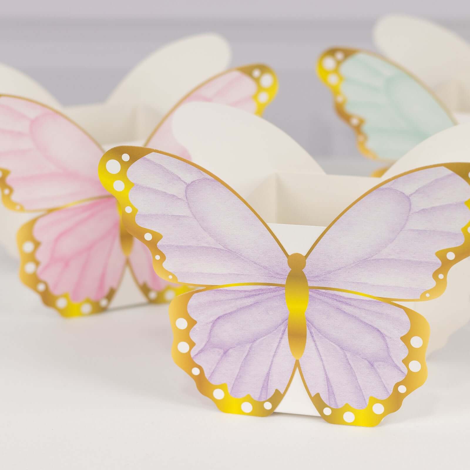12-Pack High-Quality Butterfly-Themed Paper Candy Gift Favor Boxes, 6x8 Size