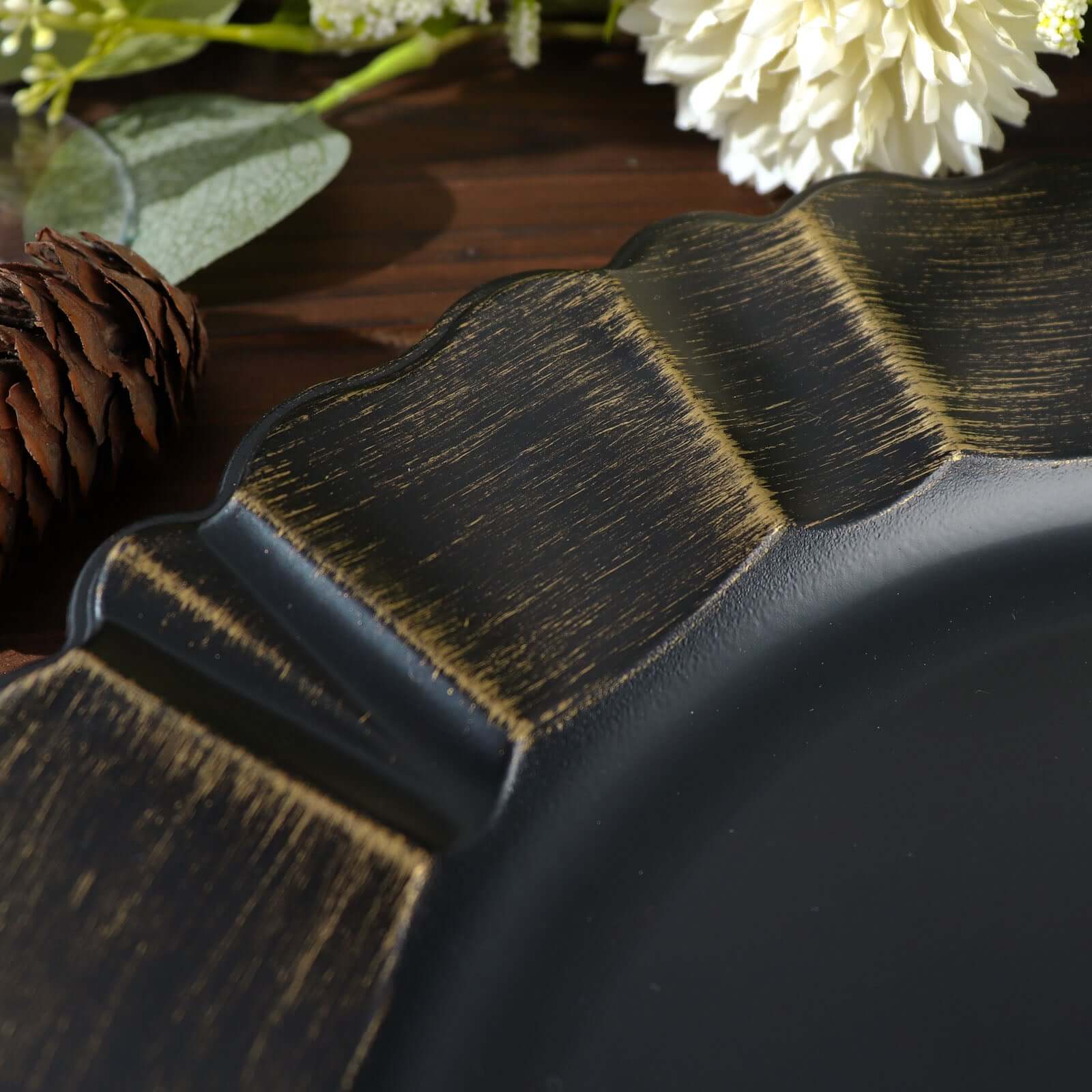 Hot Sale! 6-Piece Set of 13-Inch Matte Black Acrylic Plastic Round Charger Plates with Gold Brushed Wavy Scalloped Rim for Dinner Parties