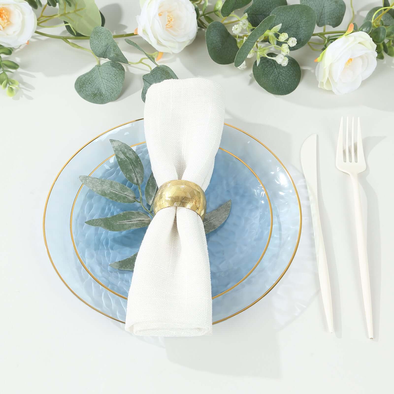 10-Pack 9-Inch Transparent Dusty Blue Hammered Plastic Dinner Plates with Gold Rim - Disposable for Parties
