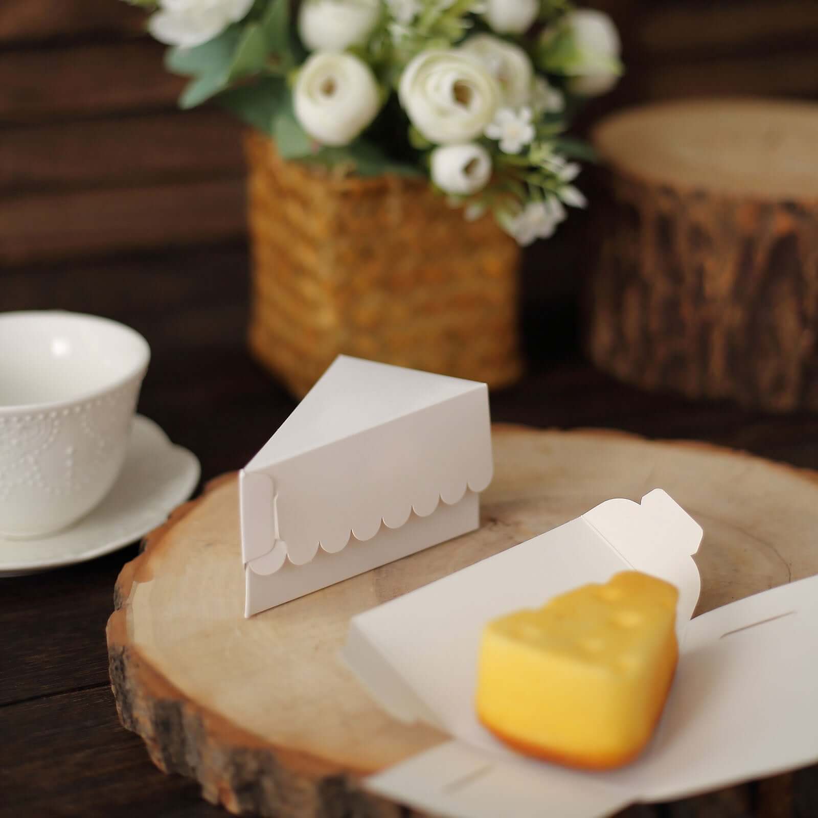 10-Pack White Cardstock Cake Slice Boxes with Scalloped Top - Ideal Decorative Dessert Containers for Party Favors
