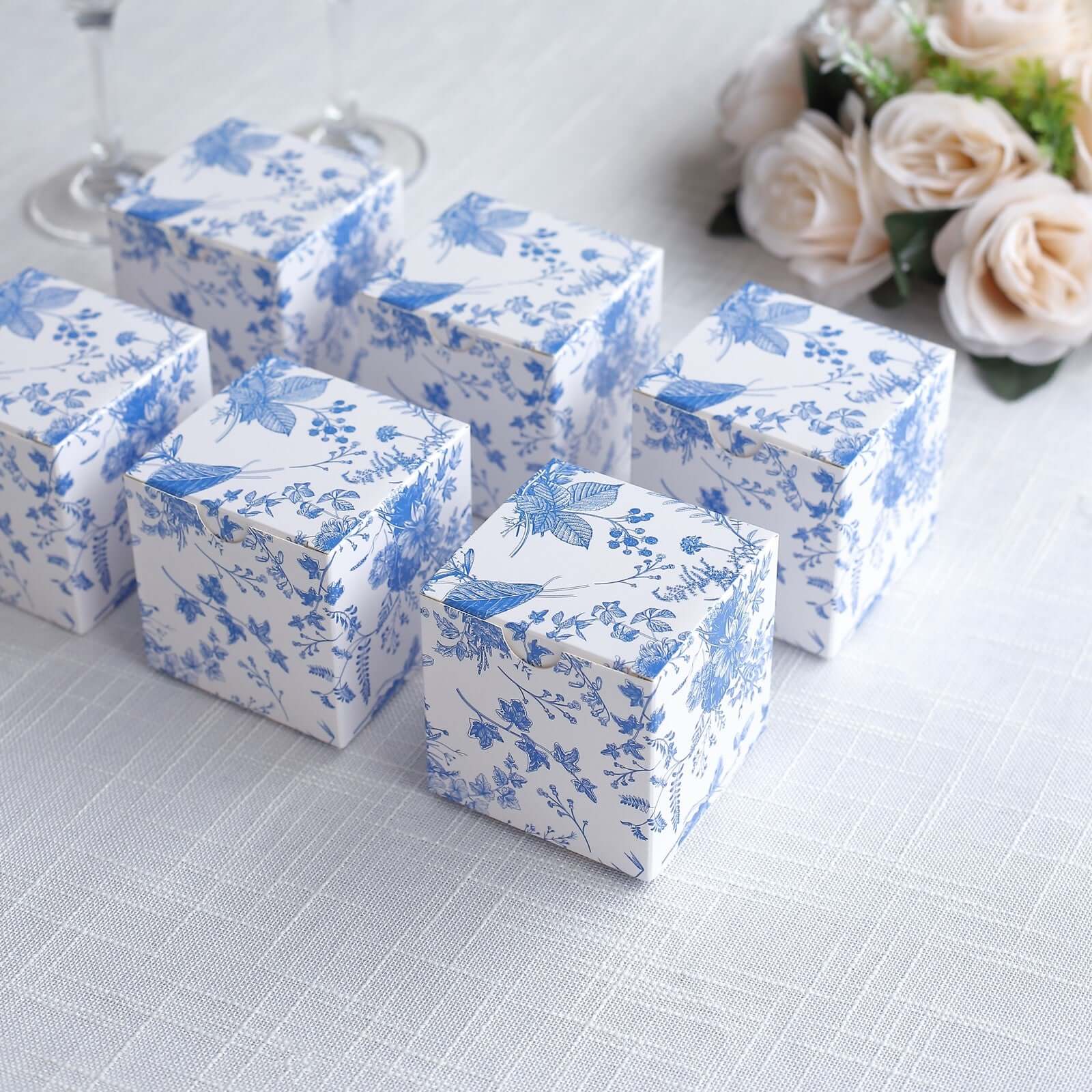 25-Pack White and Blue Cardstock Favor Boxes with French Toile Pattern, 3x3x3 Size