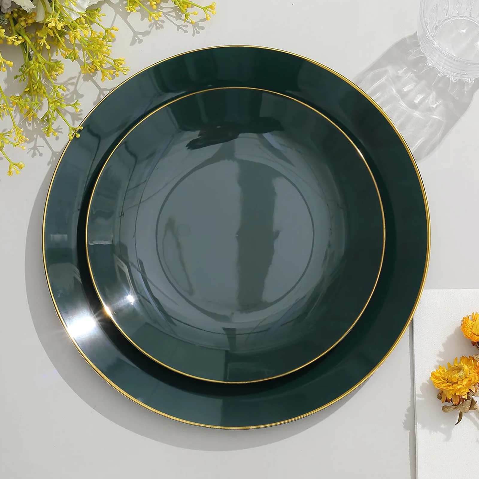 10-Piece Set of Disposable Plastic Round Dessert Plates in Hunter Emerald Green with Gold Rim - Ideal for Special Occasions