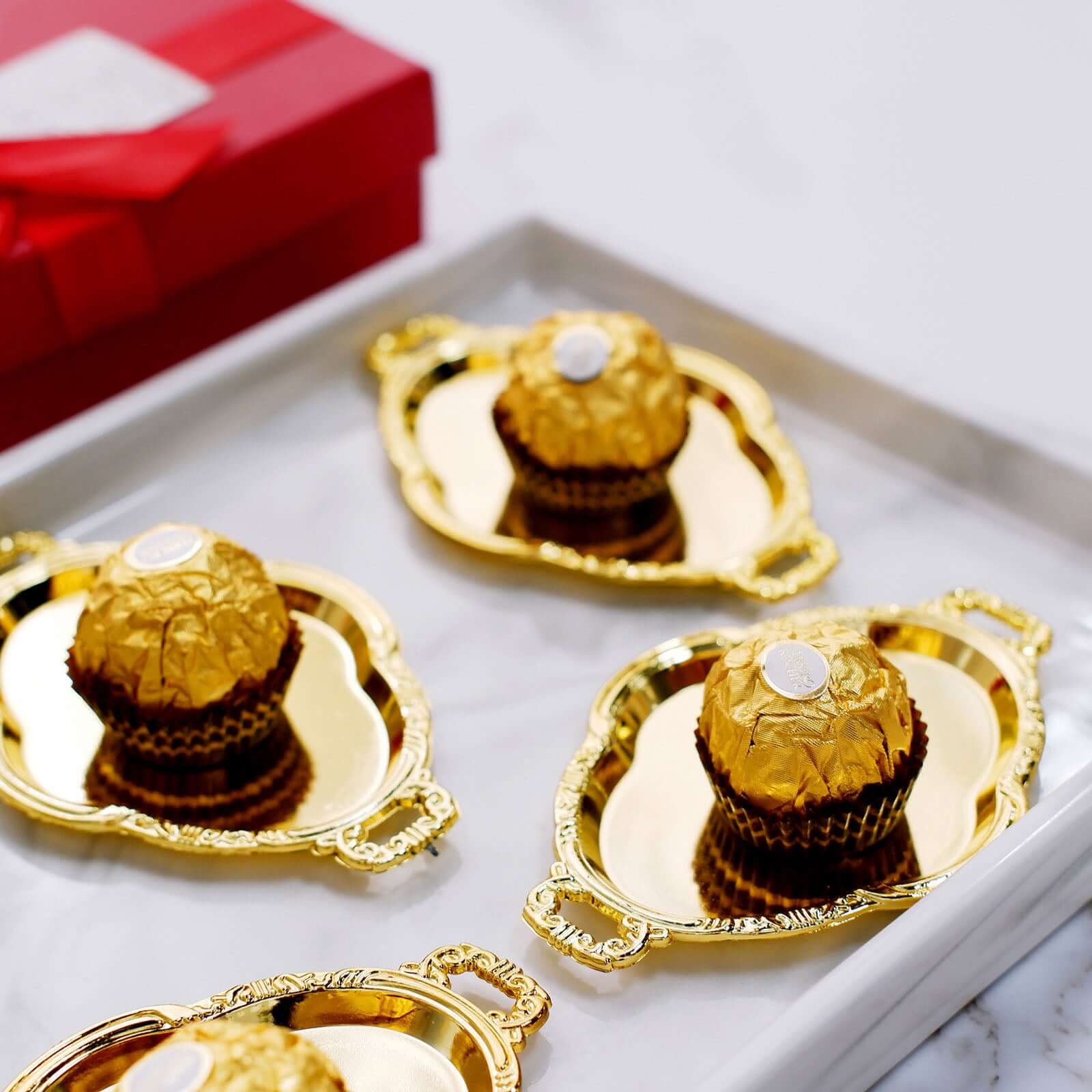 Hot Sale! 12-Pack Gold Plastic Mini Oval Display Trays for Sweets and Party Favors