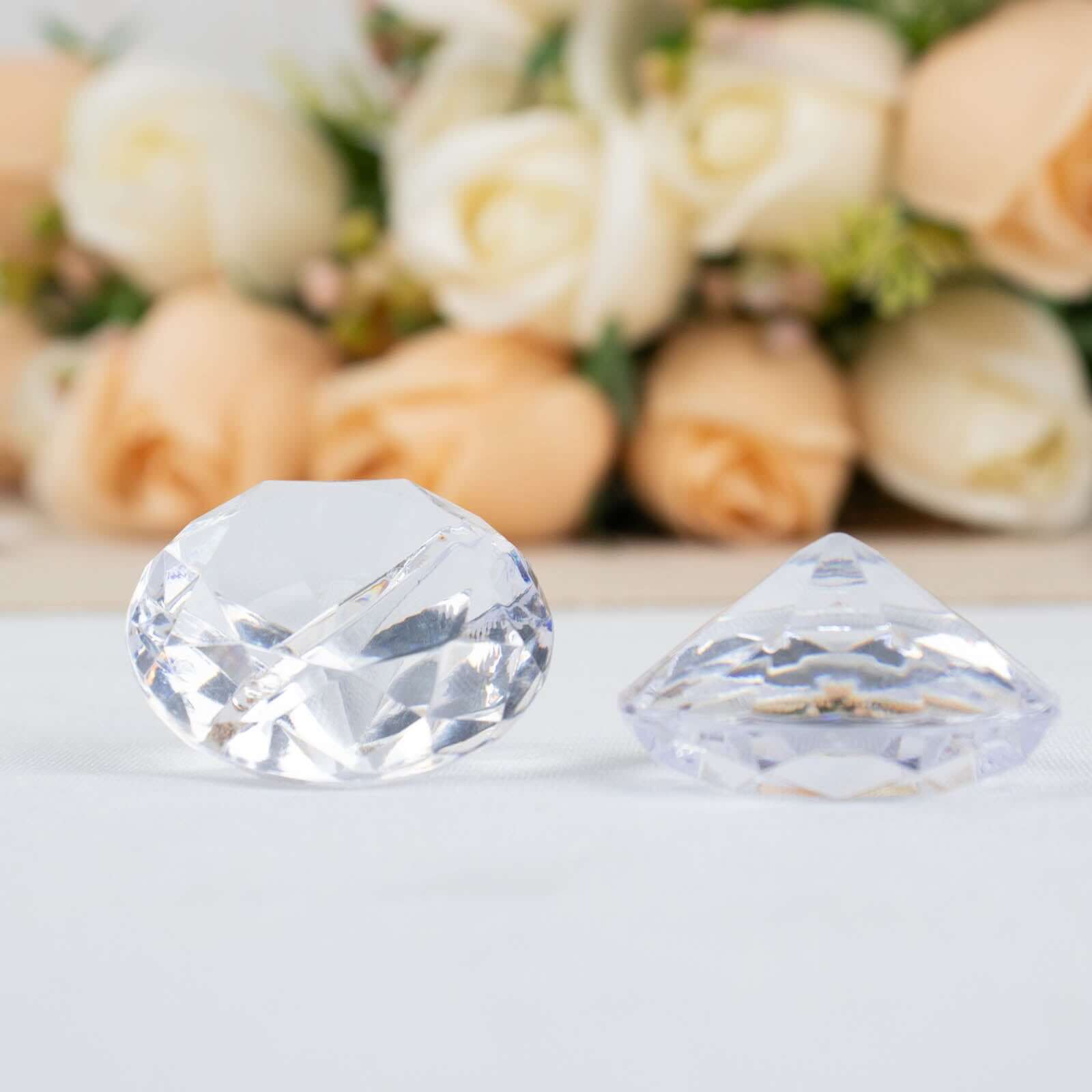 10-Pack Clear Plastic Diamond Shaped Card Holder Stands for Wedding Table Decor