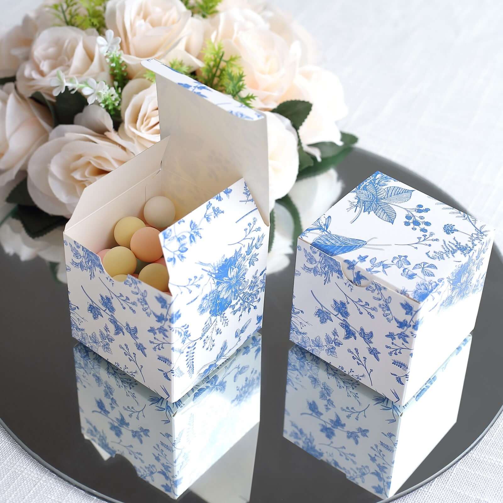 25-Pack White and Blue Cardstock Favor Boxes with French Toile Pattern, 3x3x3 Size