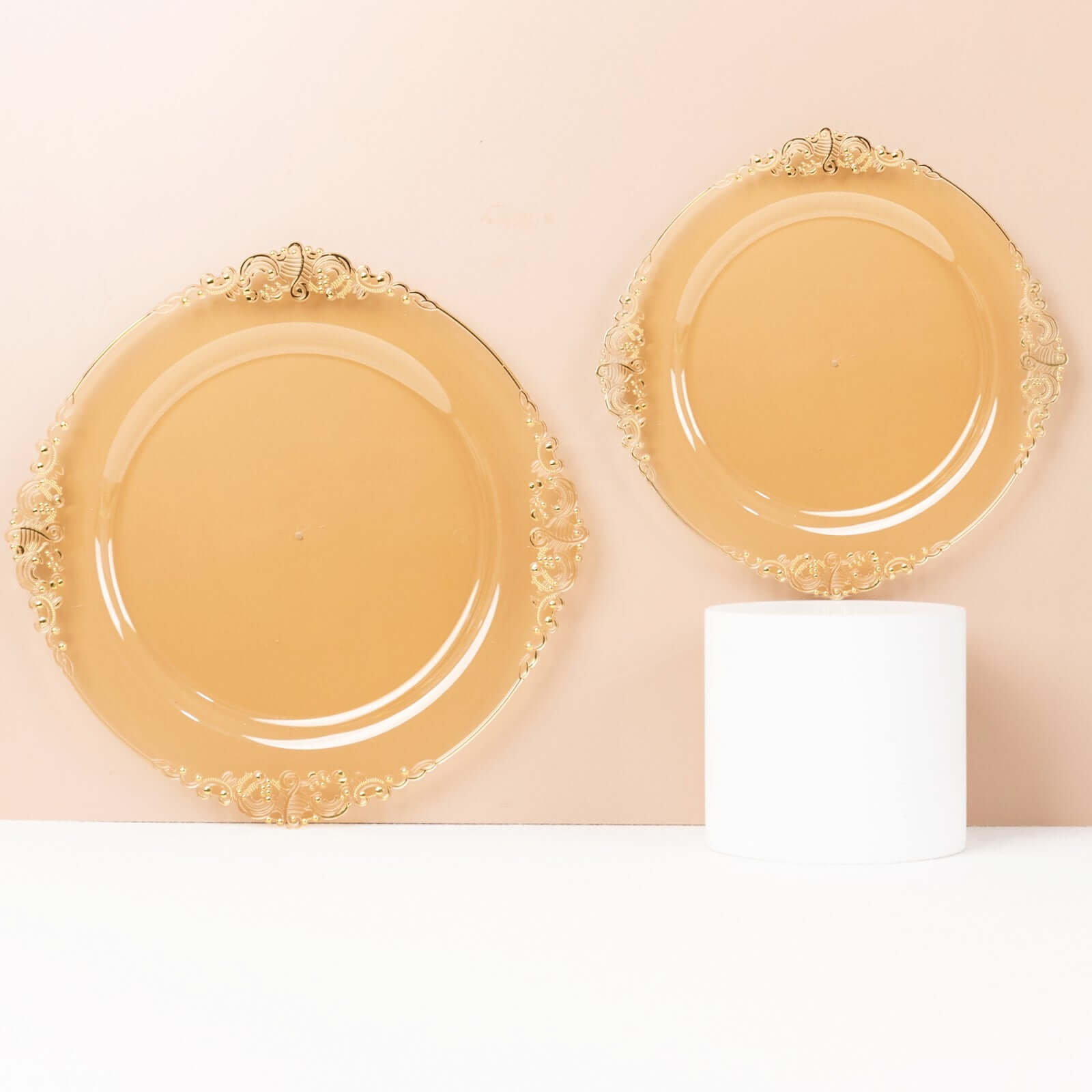 10-Pack Disposable Plastic Round Dinner Plates in Transparent Amber Gold with Gold Leaf Rim