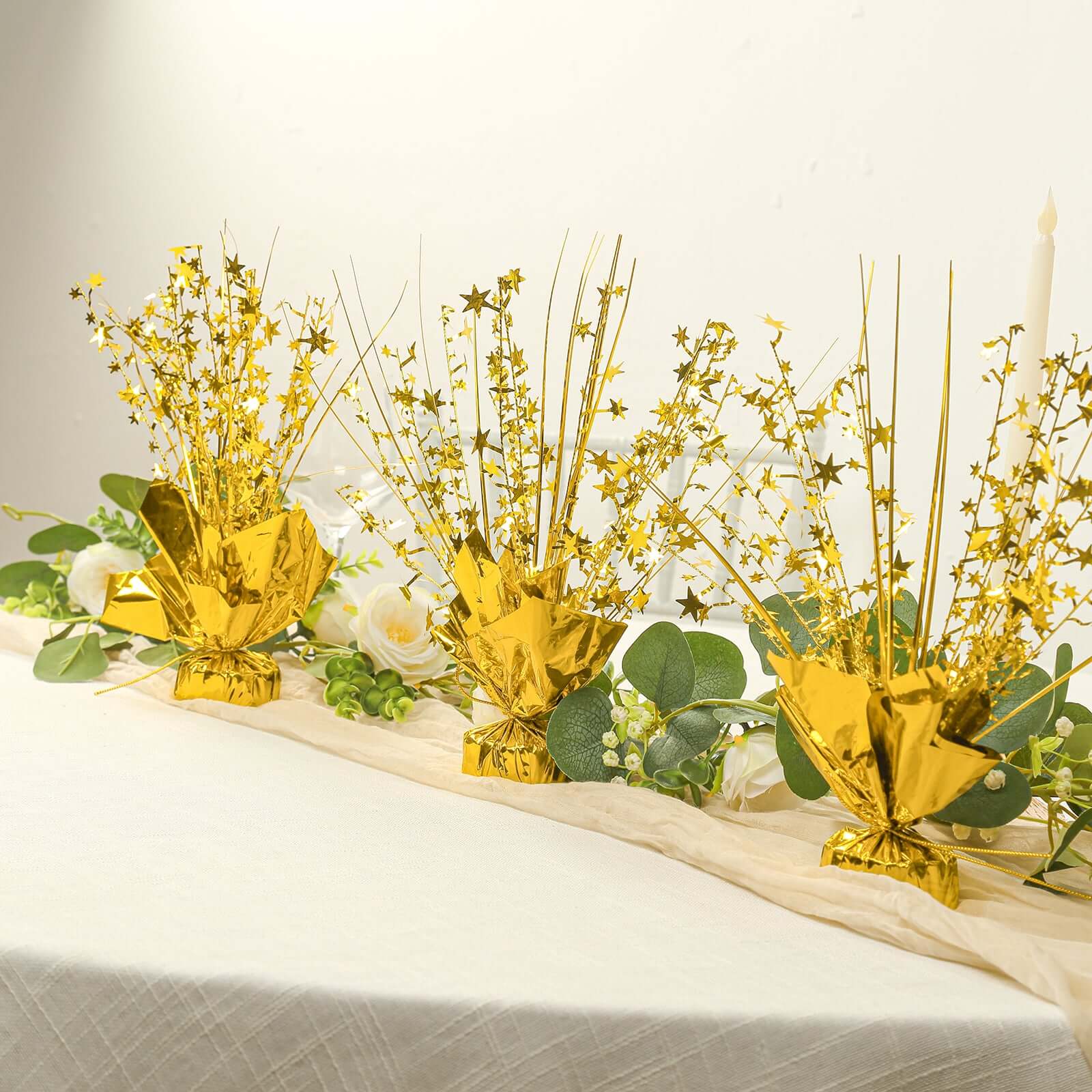 6-Pack Metallic Gold Star Foil Spray Centerpieces: Free-Standing Party Decor with Eye-Catching Design