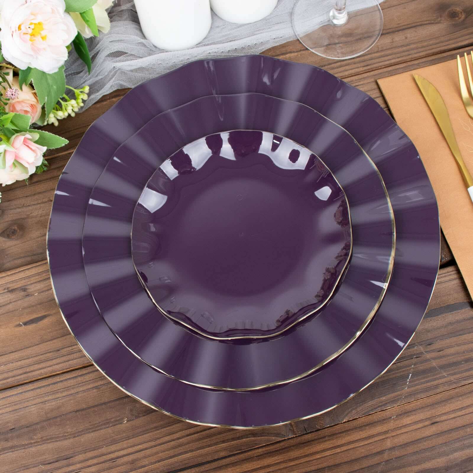 10-Pack Purple Plastic Round Dessert Plates with Gold Edging - Sturdy Disposable Dinnerware