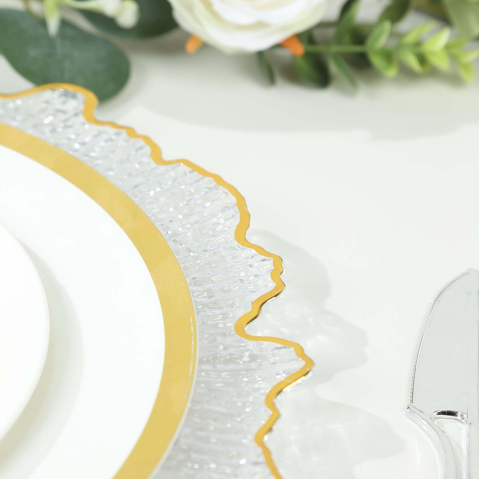 Hot Sale! 6-Pack 12-Inch Clear Plastic Round Charger Plates with Gold Reef Design for Dinner Parties