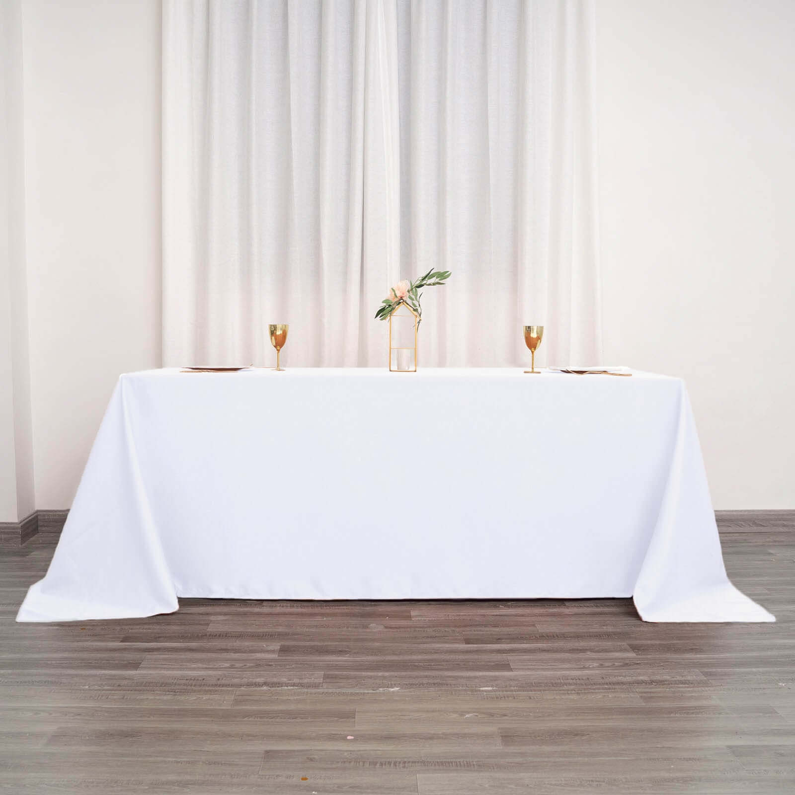 Get This White 90x132 Polyester Rectangle Tablecloth for Luxurious Celebrations