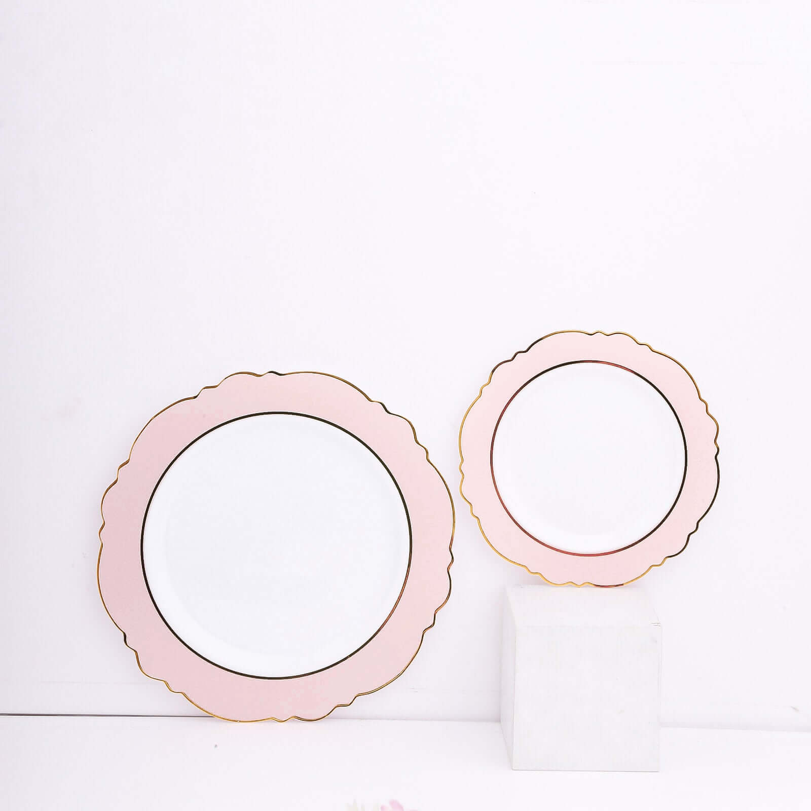 10-Pack Disposable White Plastic Dessert Plates with Blush Blossom & Gold Edging