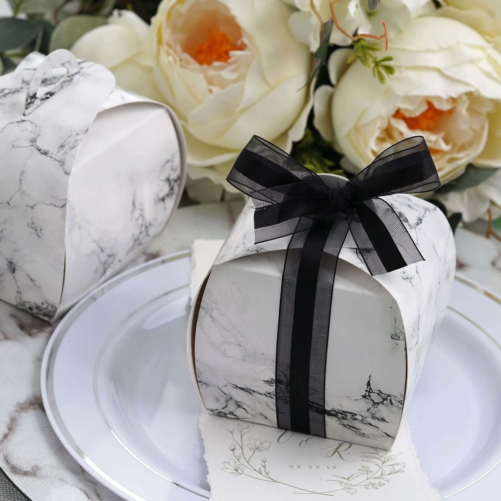 25-Piece Set of 3.5-Inch Marble Cupcake Party Favor Gift Boxes - Easy DIY Assembly