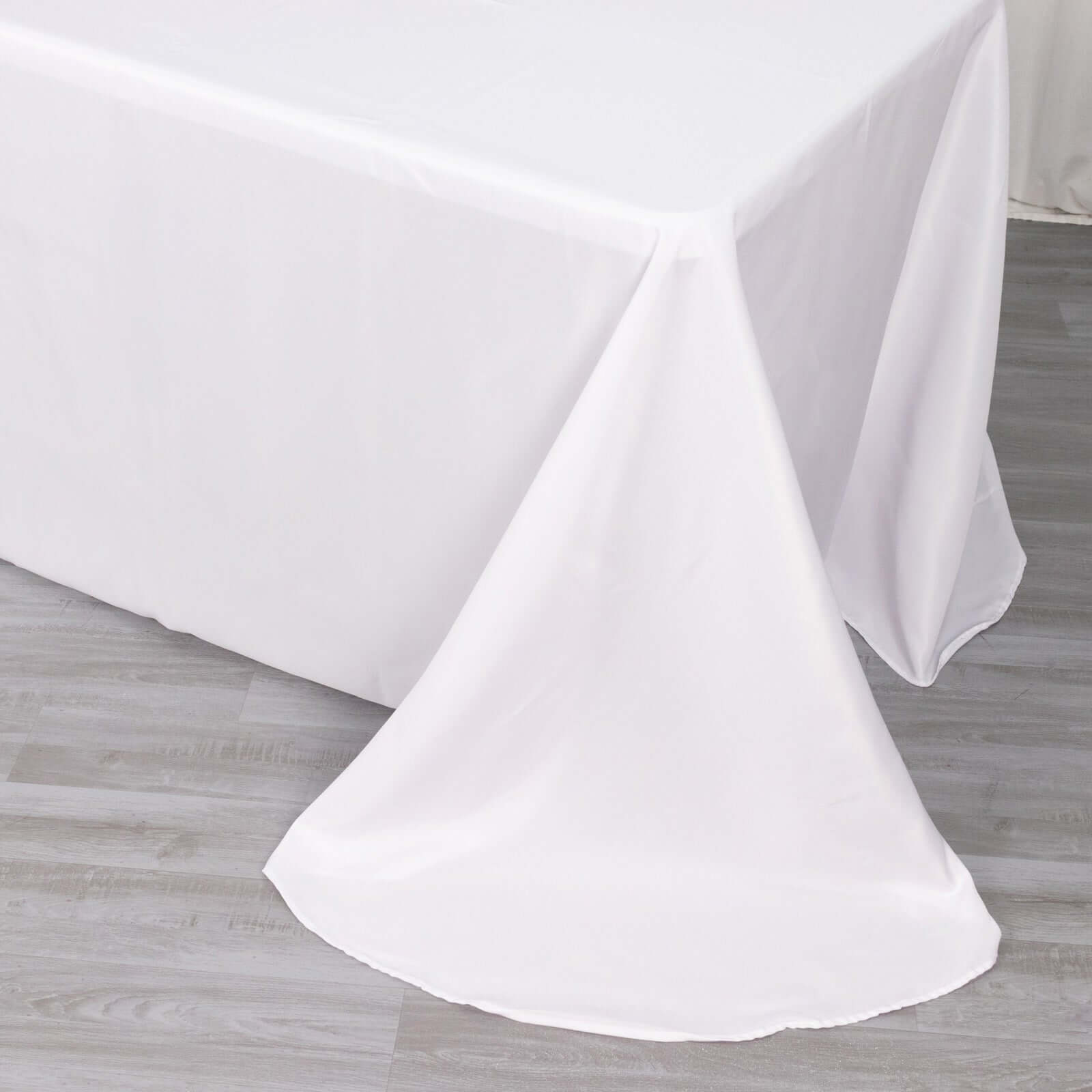 White Polyester Rectangle Tablecloth 90x132 - Ideal for Elegant Gatherings, Rounded Corners & Seamless Design