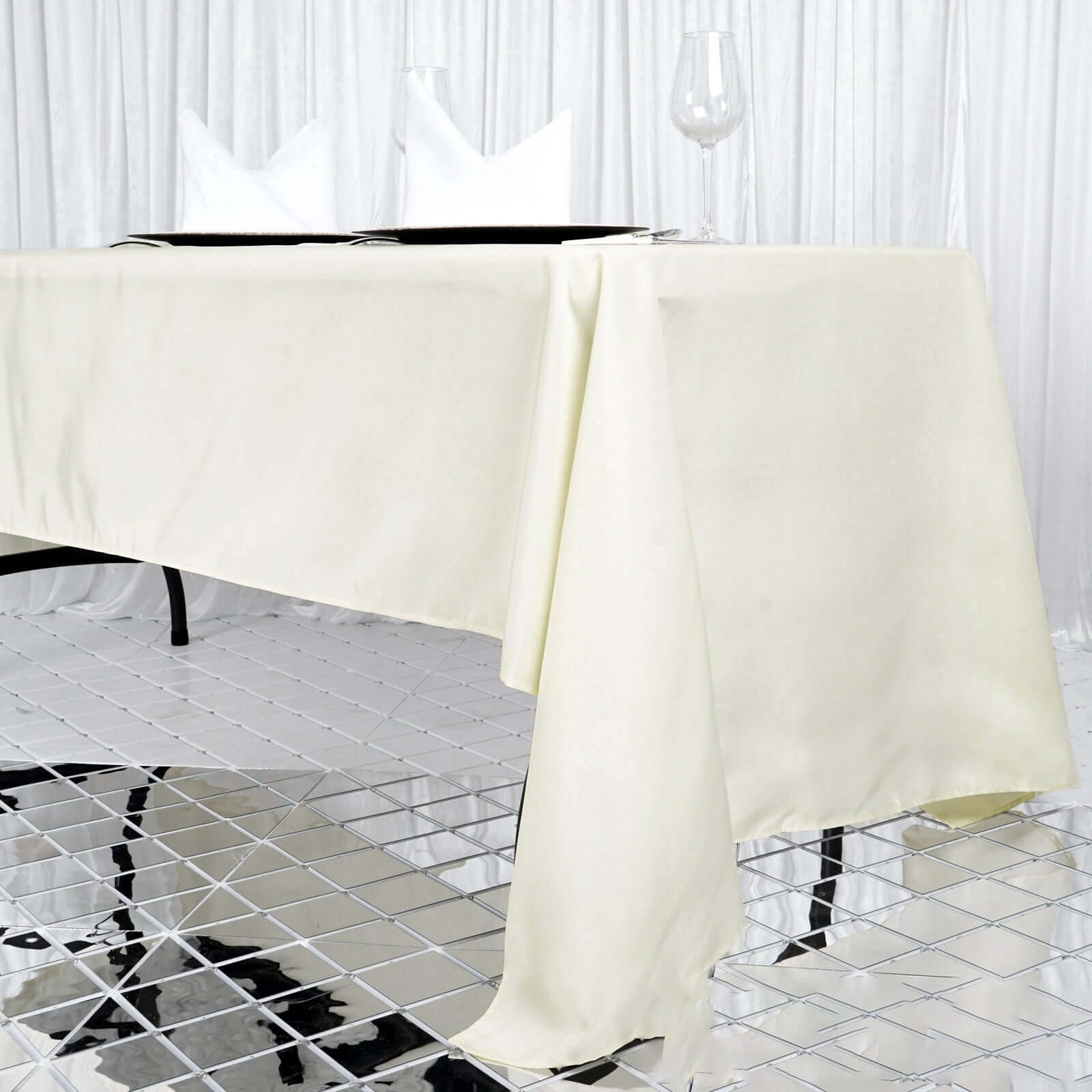 Get This Stain-Resistant 220GSM Ivory Premium Polyester Rectangle Tablecloth 60x126 for Your Events
