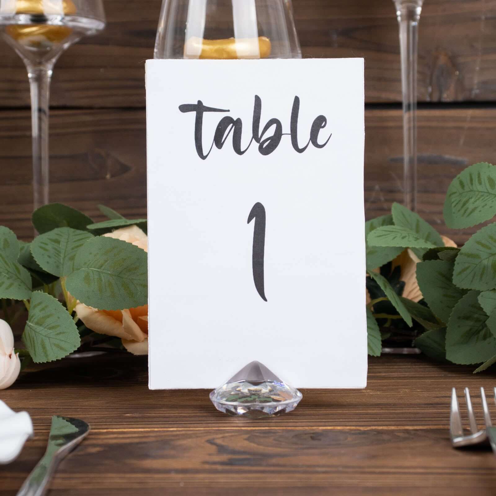 10-Pack Clear Plastic Diamond Shaped Card Holder Stands for Wedding Table Decor