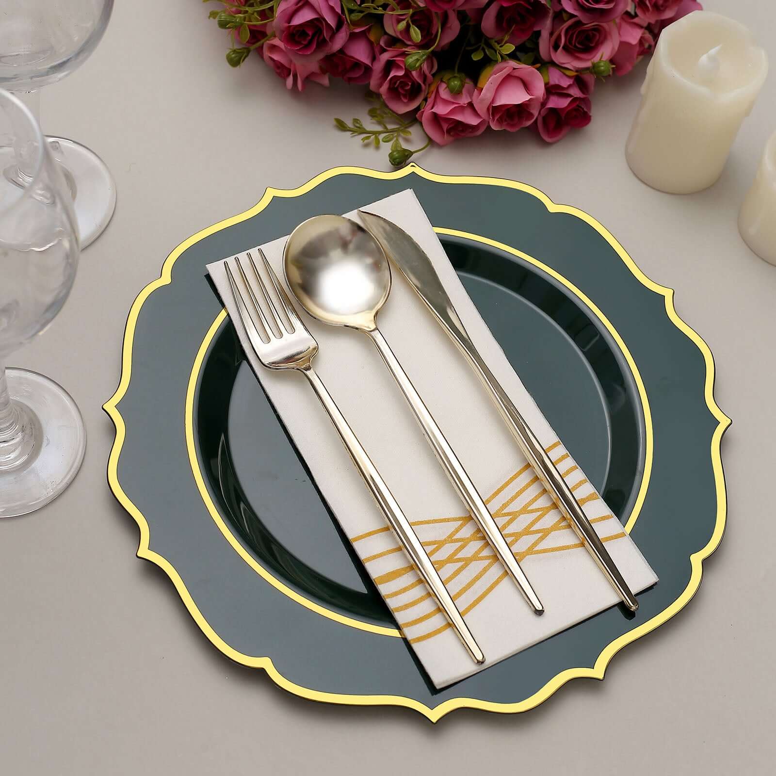 Get This 10-Pack of Disposable Hunter Emerald Green Plastic Round Dinner Plates with Gold Scalloped Rims