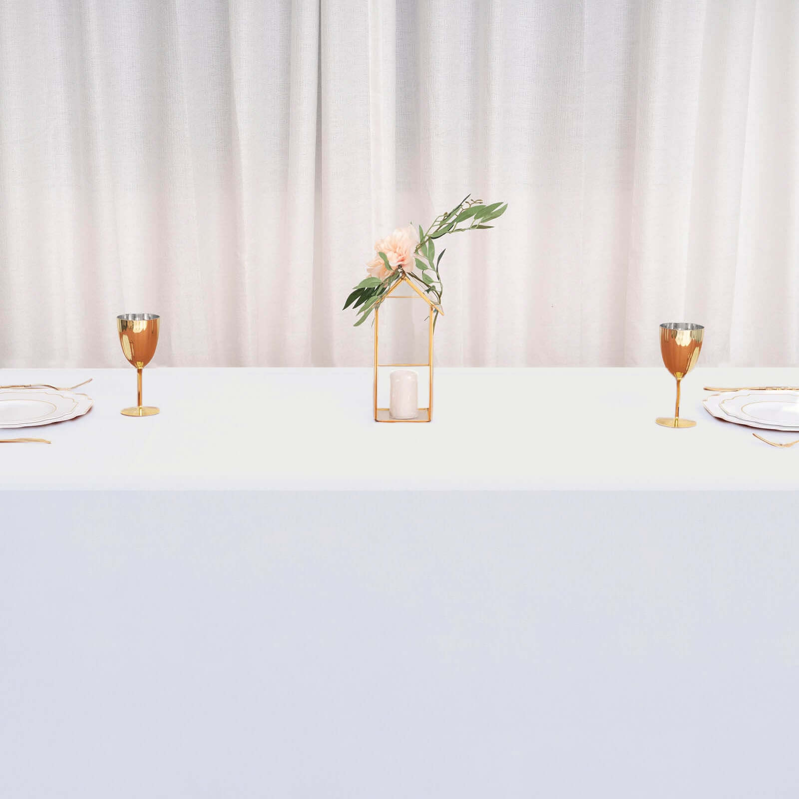 Get This White 90x132 Polyester Rectangle Tablecloth for Luxurious Celebrations