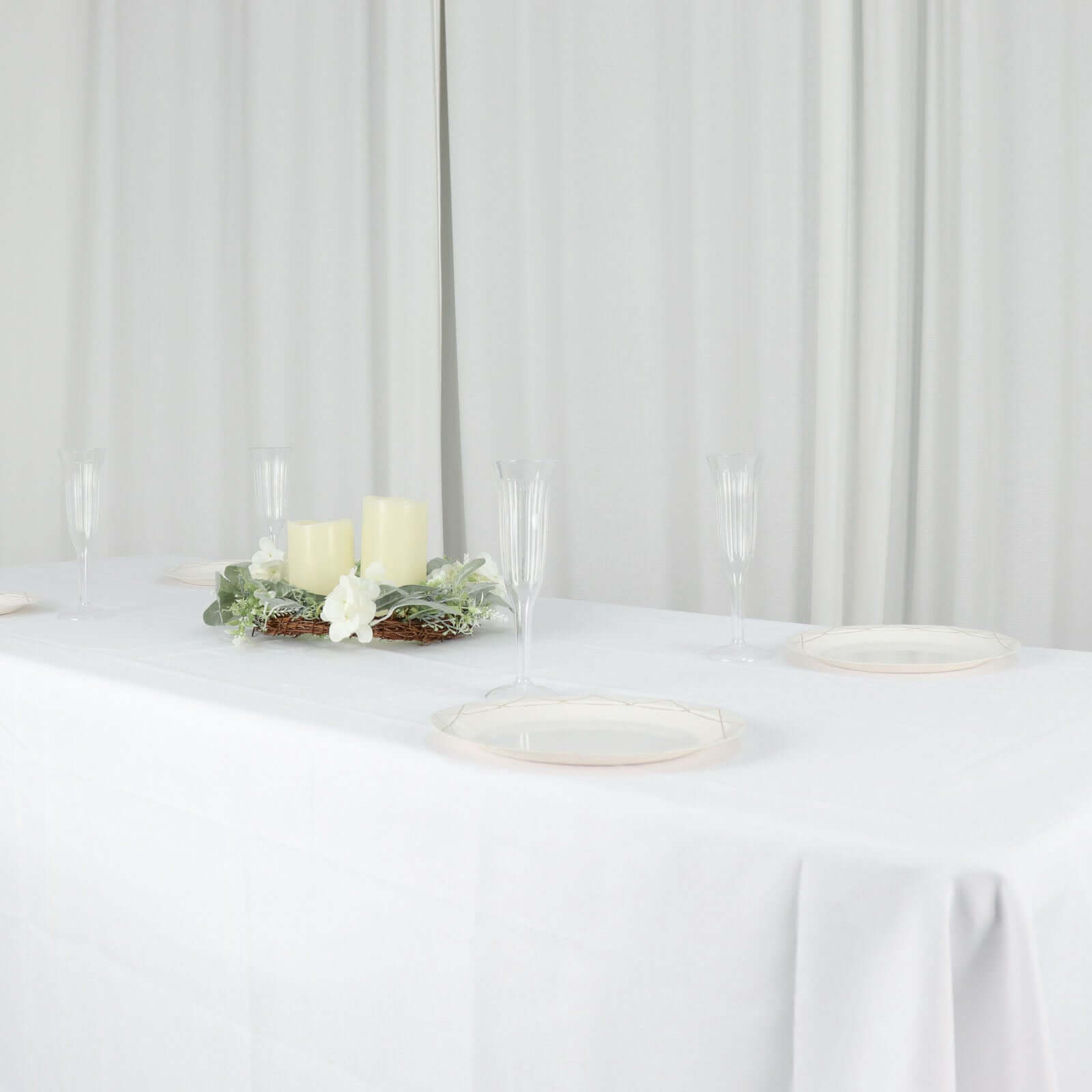 Wrinkle-Resistant White Polyester 60x126 Rectangle Tablecloth for Weddings & Parties
