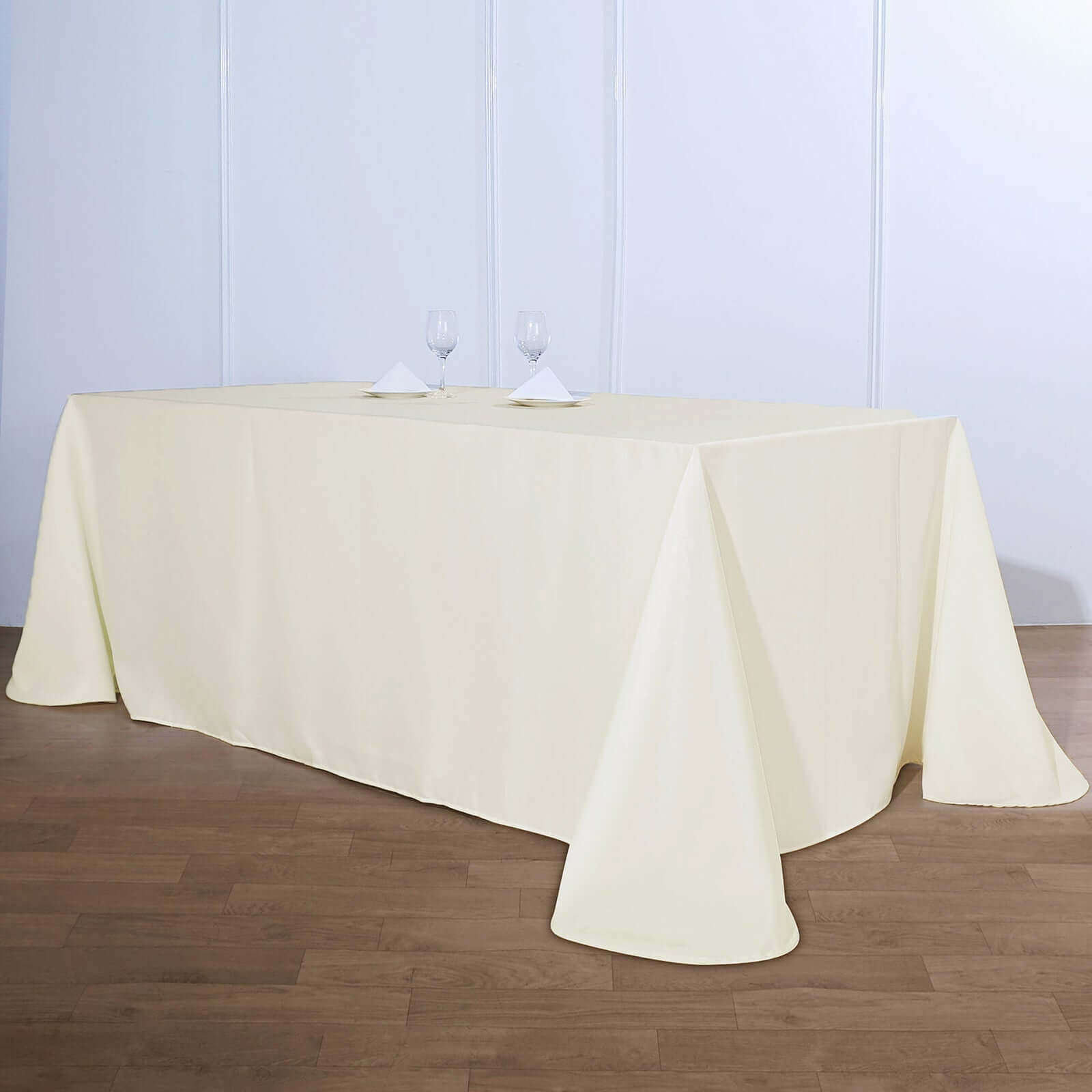 Ivory Polyester 90x156 Rectangle Tablecloth with Rounded Corners - Perfect for Events!