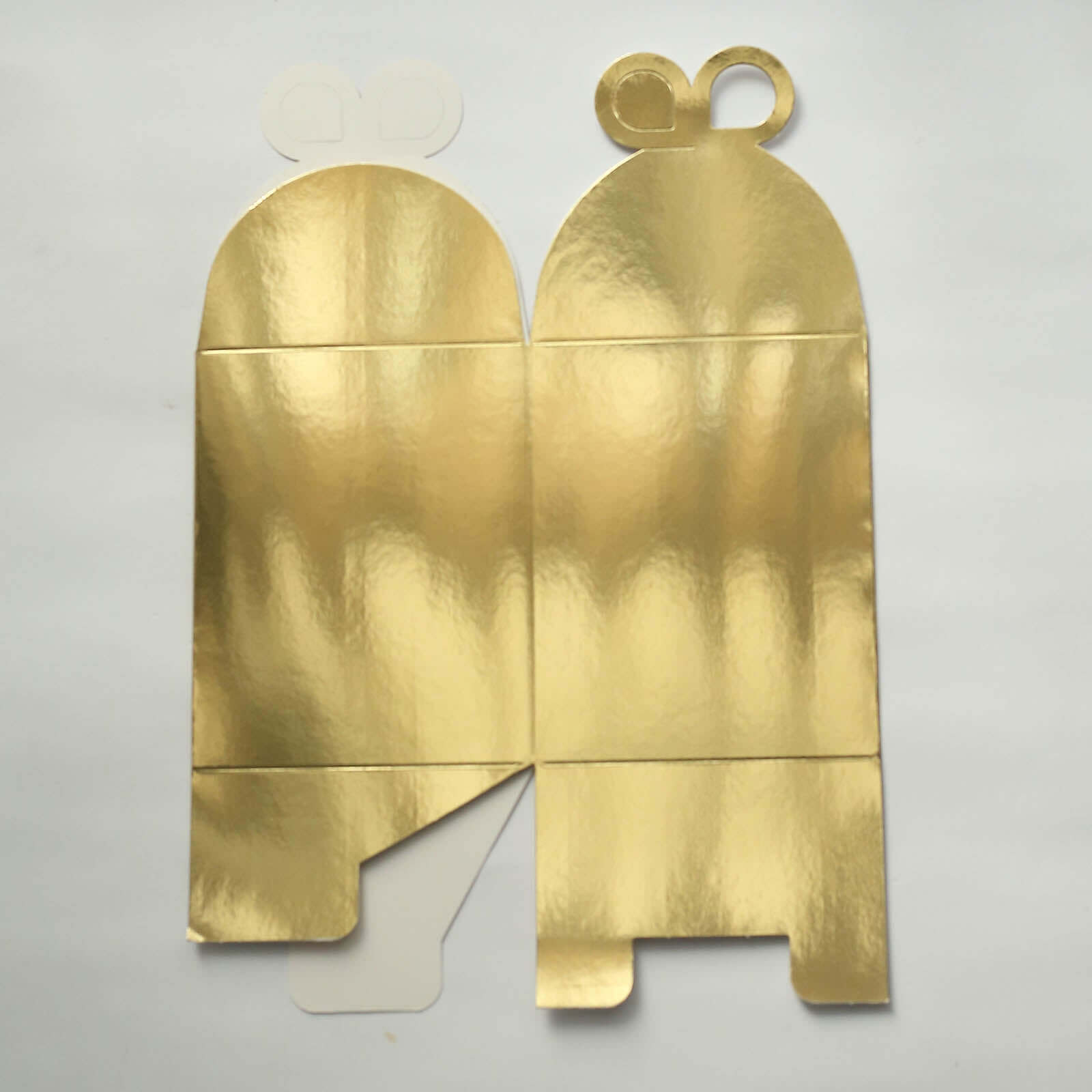 25-Pack Premium Metallic Gold Foil Butterfly Top Party Favor Boxes, Ideal for Gifts