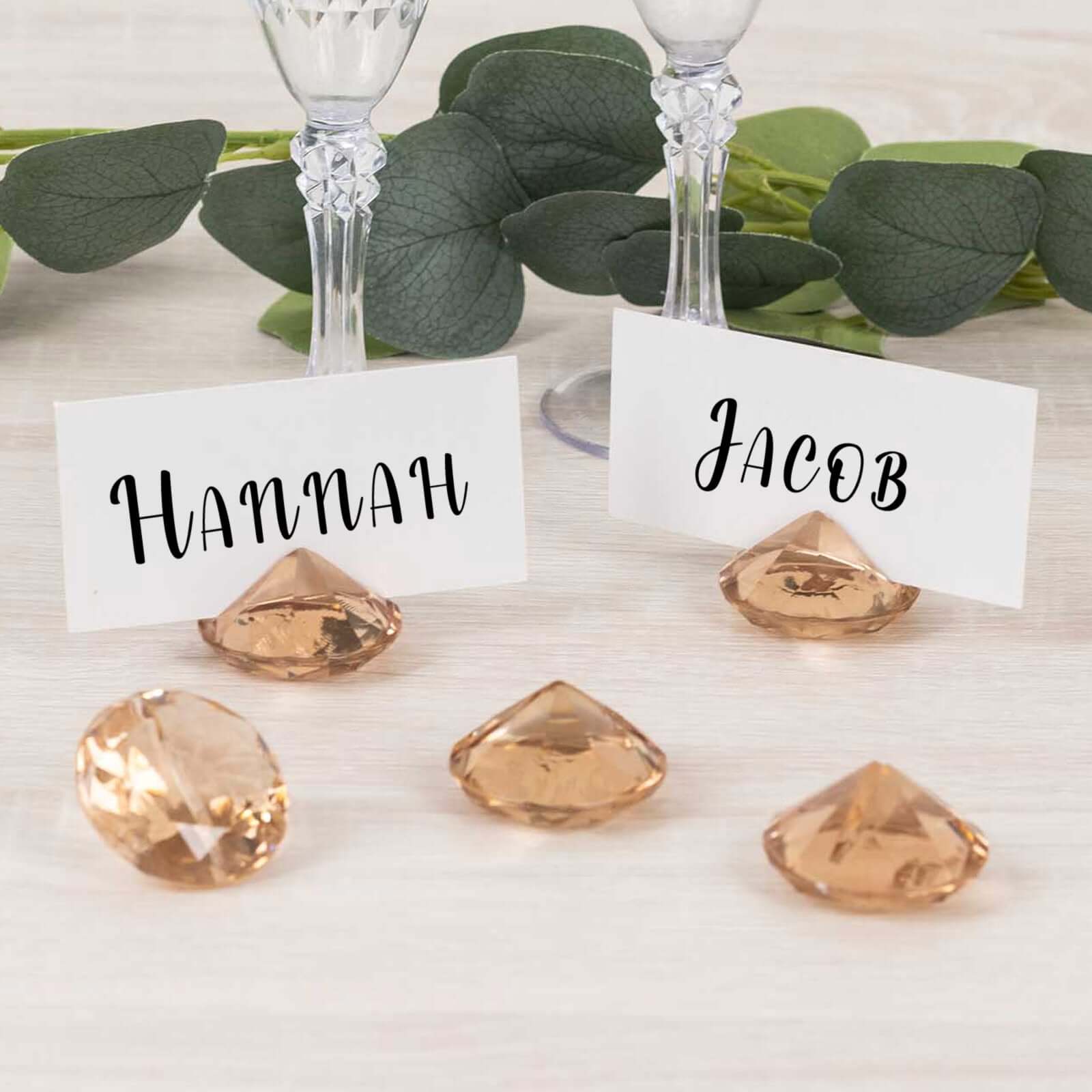 Hot Sale! 10-Pack Plastic Diamond-Shaped Card Holder Stands in Amber for Wedding Table Decor