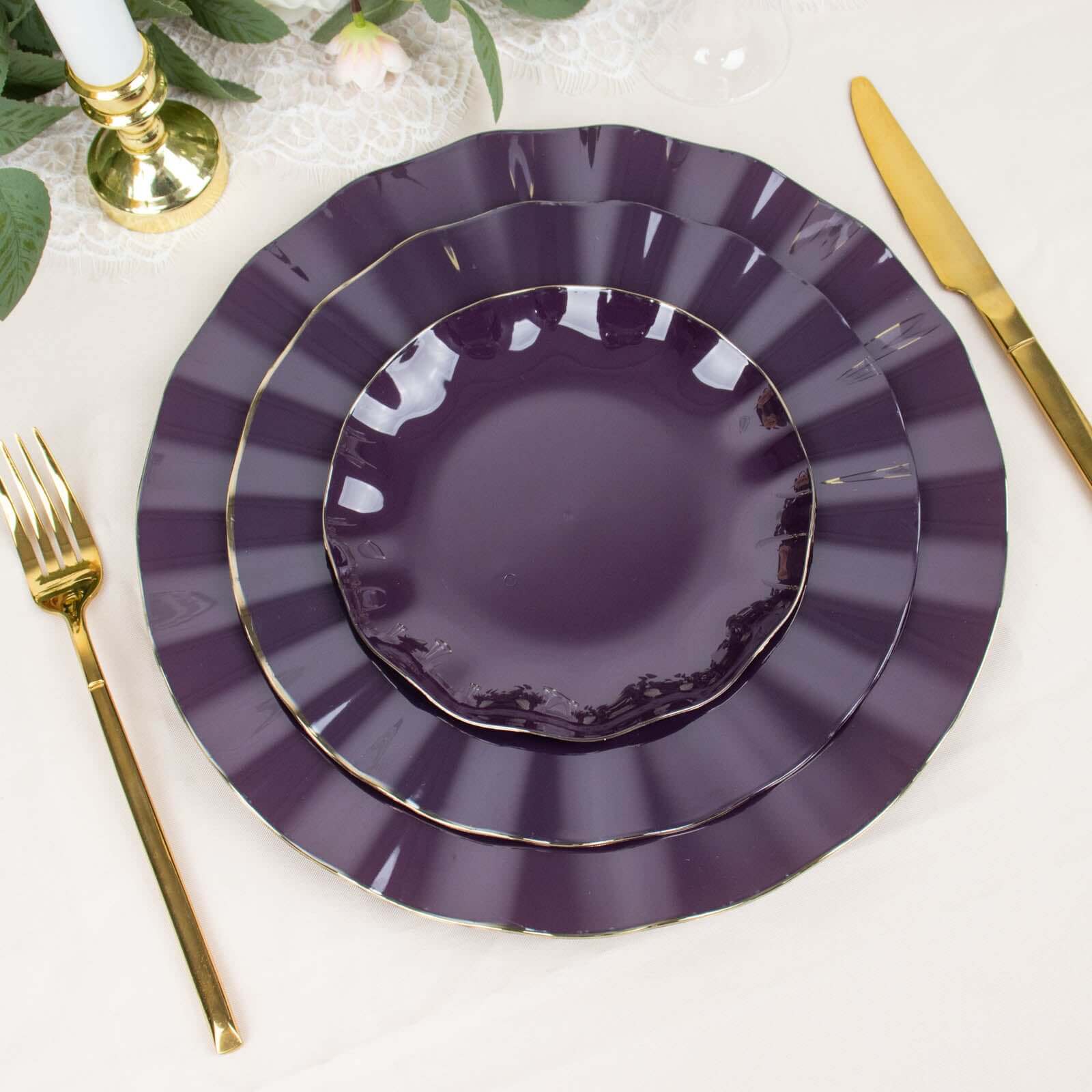 10-Pack Purple Plastic Round Dessert Plates with Gold Edging - Sturdy Disposable Dinnerware