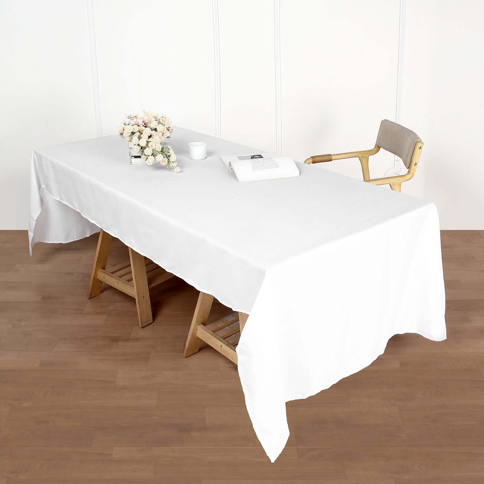 Wrinkle-Resistant White Polyester Rectangle Tablecloth (50x120) for Daily Use - Great Value!